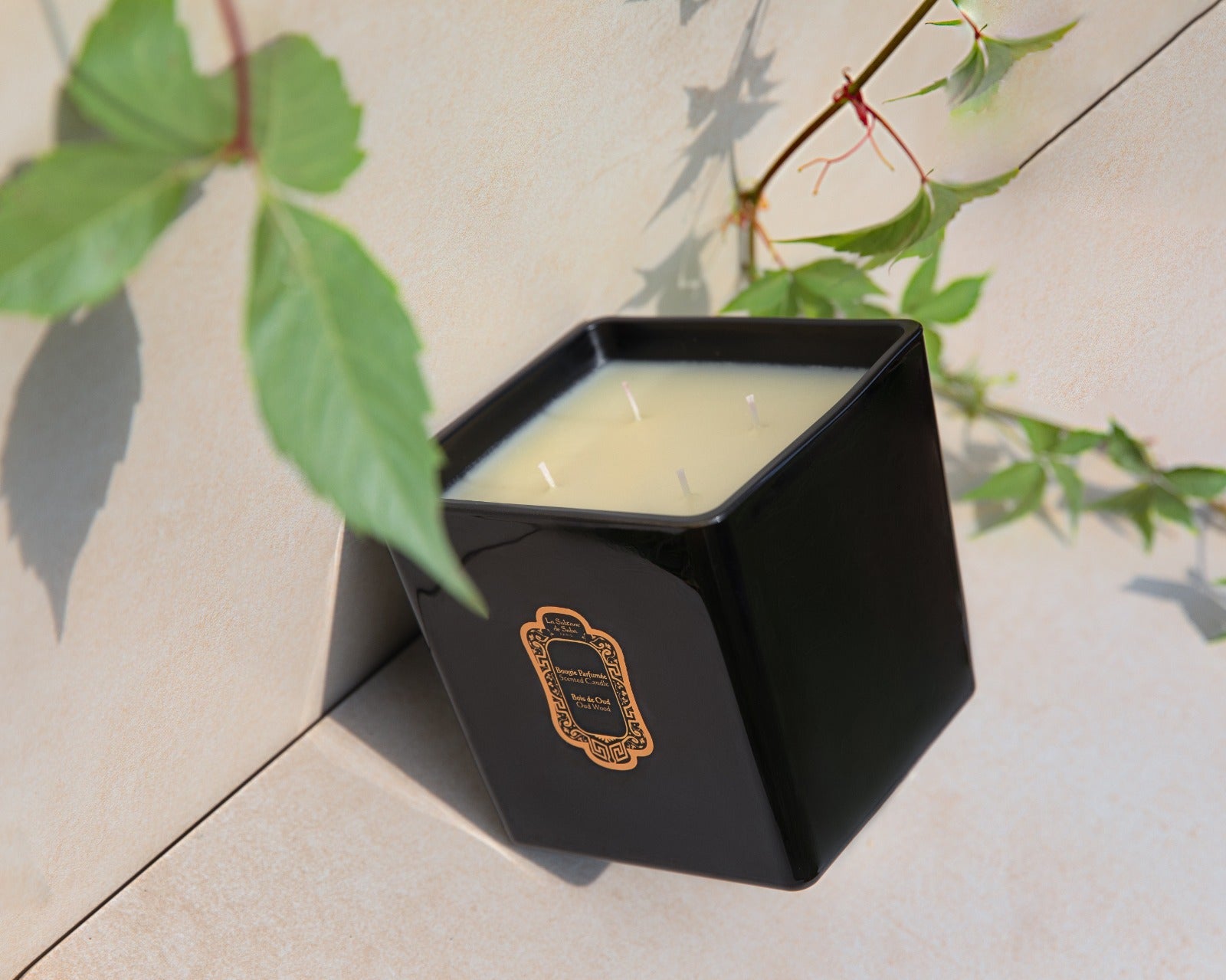 La Sultane De Saba-Candle Oud Wood-Mum-7-Milagron.com