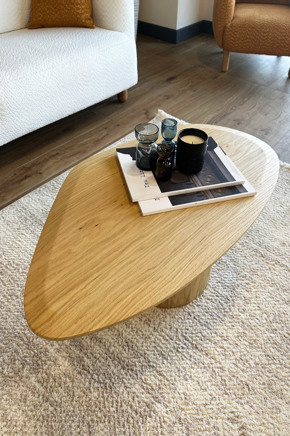 Lagoma-Mercan Yan Sehpa-Sehpa-3-Milagron.com