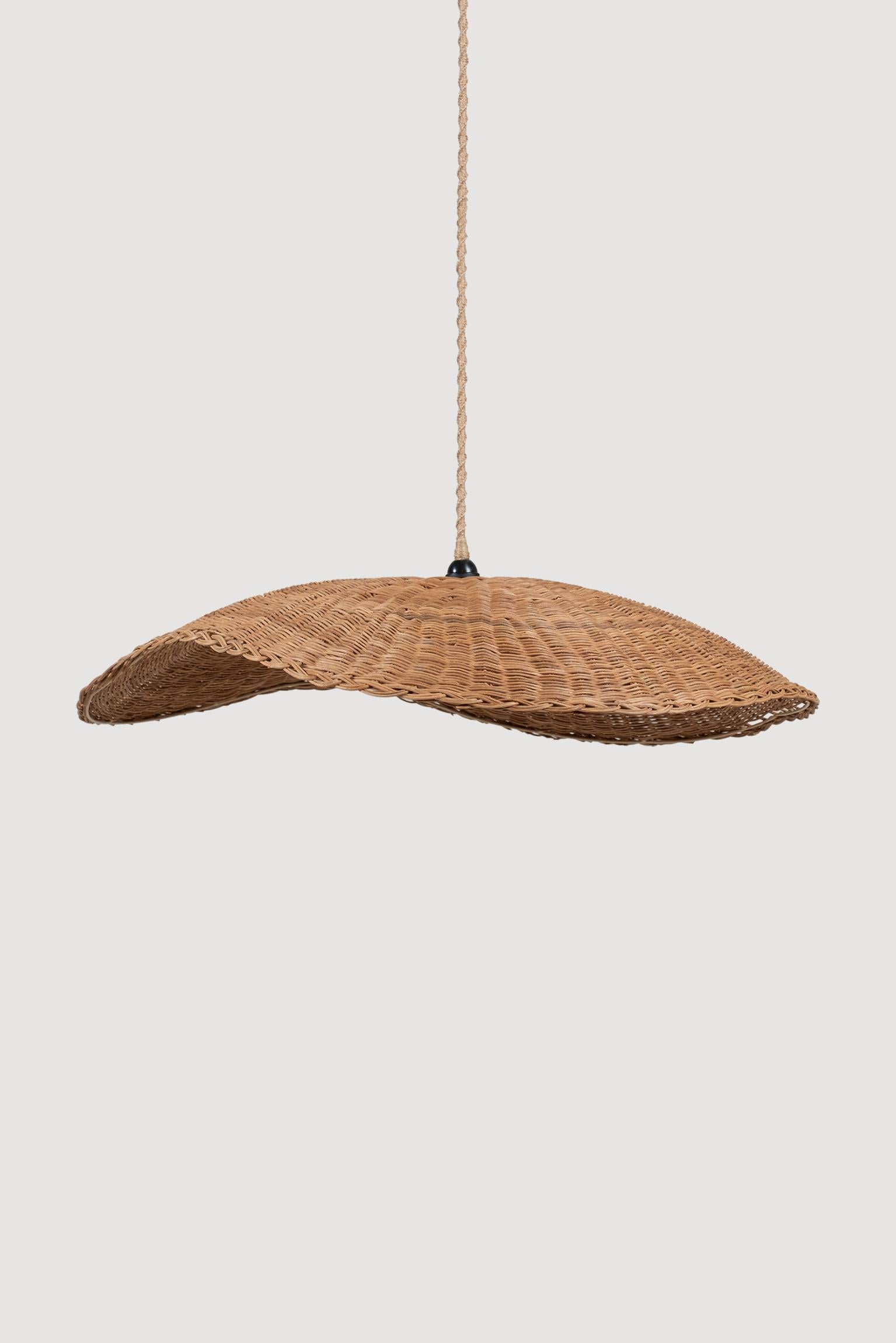 Lasttouch-Soleil Rattan Avize-Avize-1-Milagron.com
