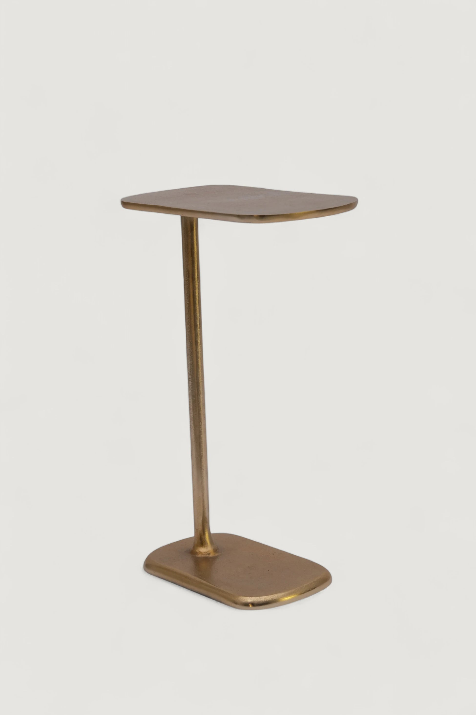 Lasttouch-Solen Pirinç Sehpa-1-Milagron.com