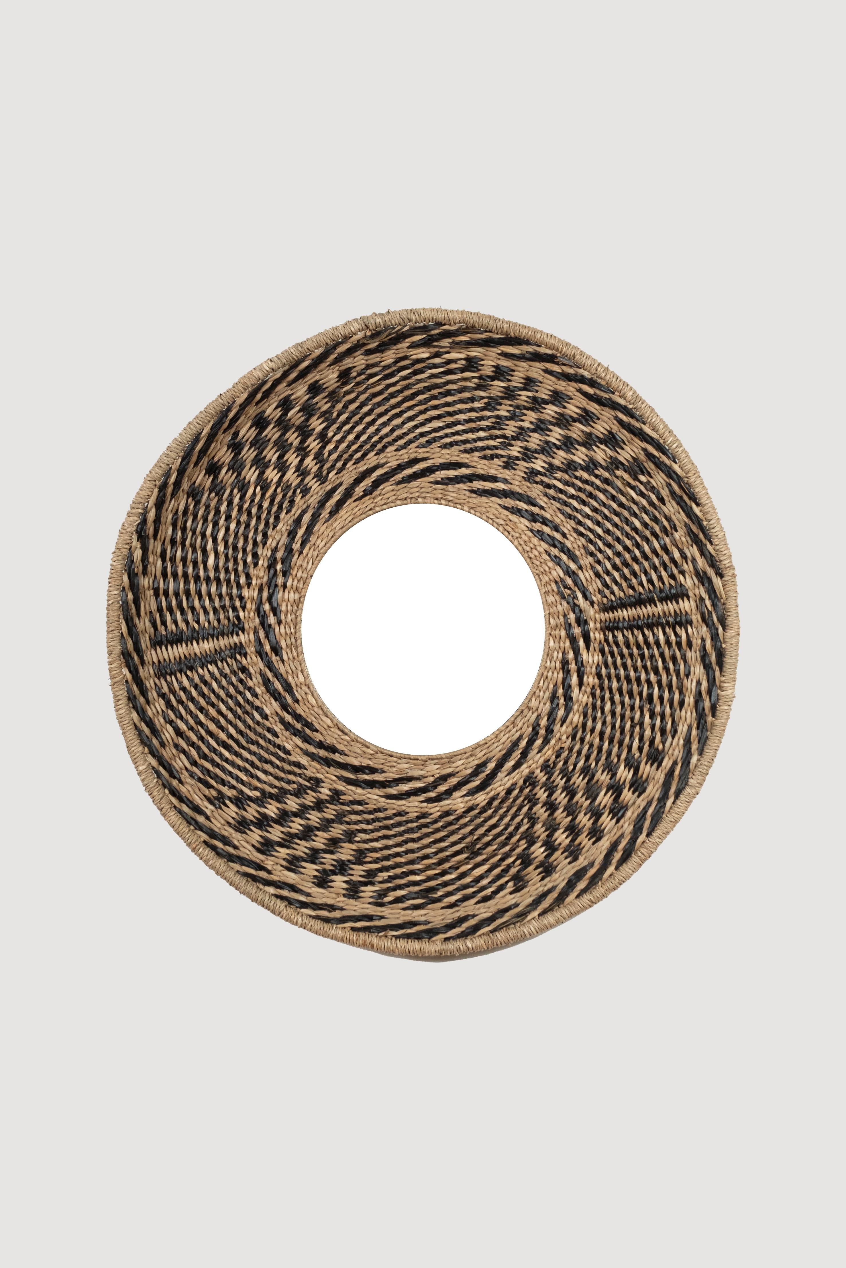 Lasttouch-Splendore Ayna-Ayna-1-Milagron.com