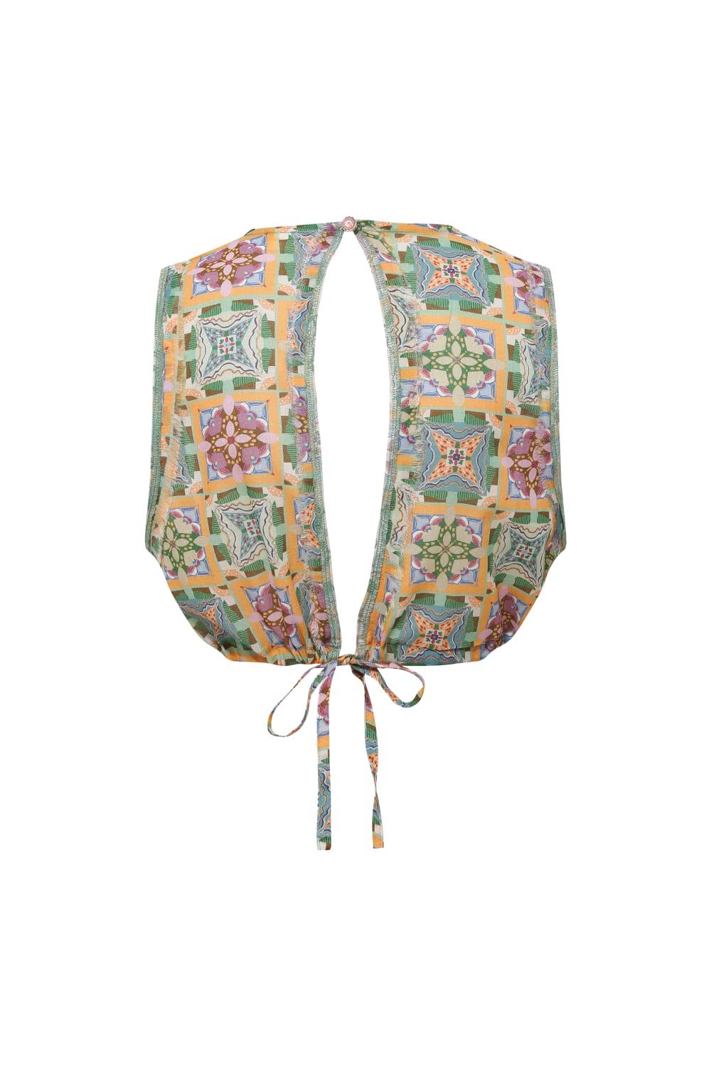 Le-Monade Dreams-Girlfriend Geometrik Desenli Sırt Detaylı Bluz-Bluz-2-Milagron.com