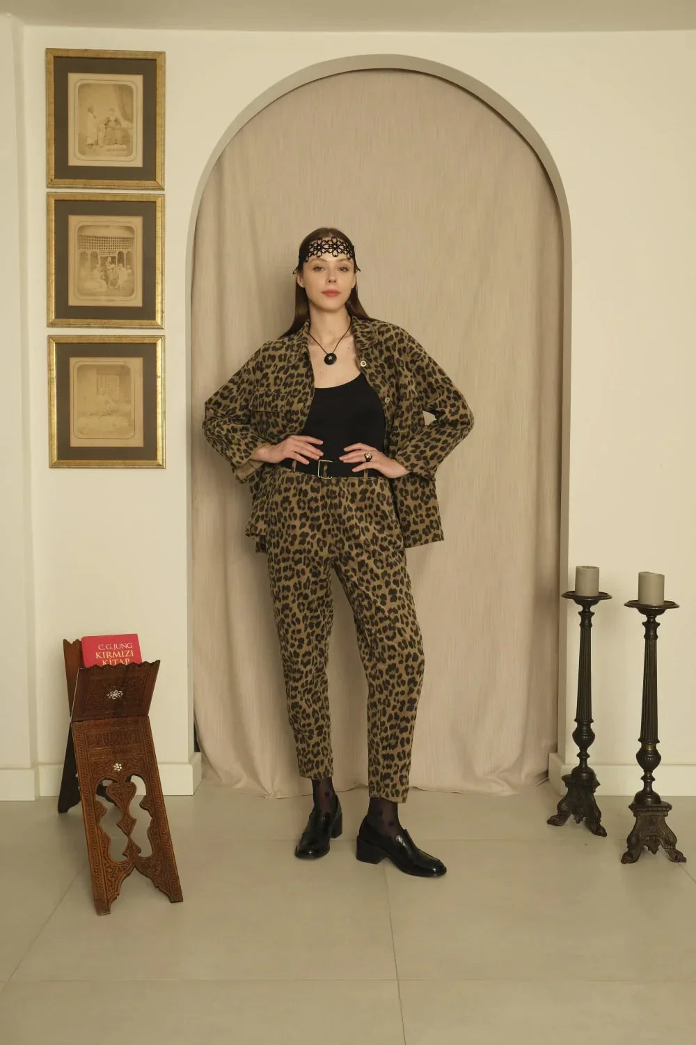 Le-Monade Dreams-Kadife Kahve Leopar Desenli Gömlek-Gömlek-4-Milagron.com