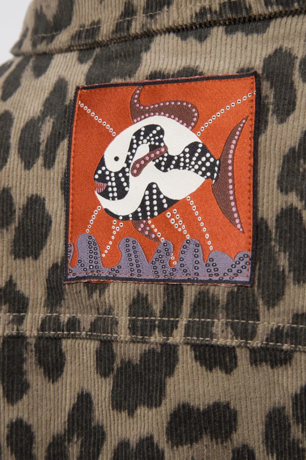 Le-Monade Dreams-Kadife Kahve Leopar Desenli Gömlek-Gömlek-7-Milagron.com