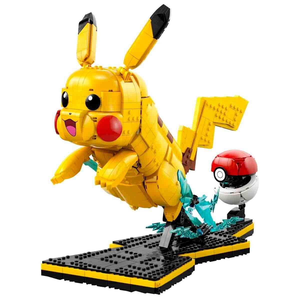 72152 Lego Pokémon Pikachu Ve Poké Topu 2050 Parça +18 Yaş