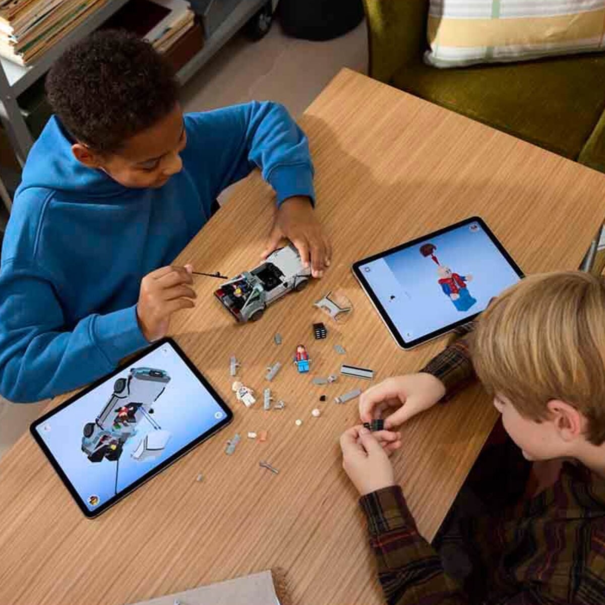 77256 Lego Speed Champions Geleceğe Dönüş: Zaman Makinesi 357 Parça +9 Yaş