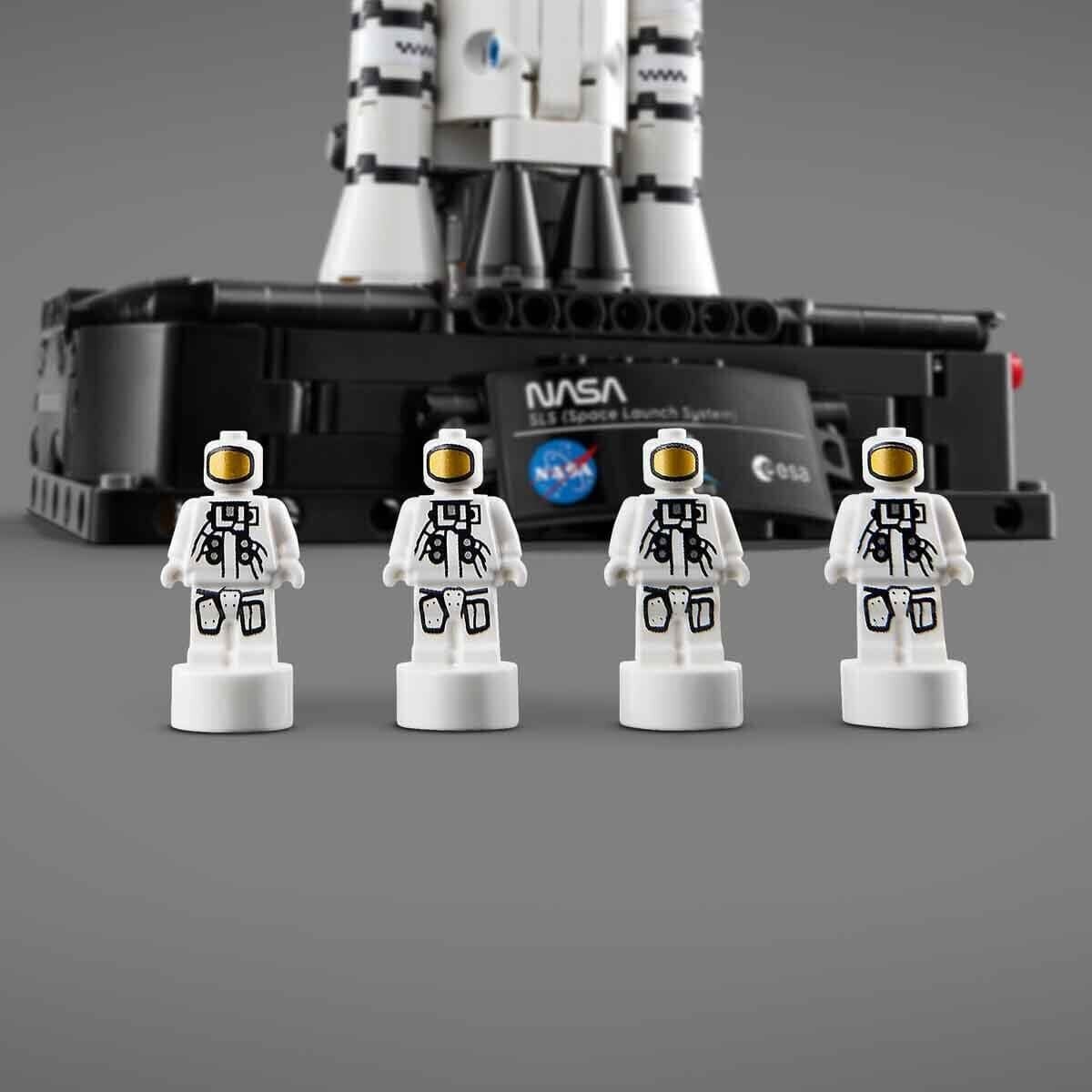 42221 Lego Technic Nasa Artemis Uzay Fırlatma Sistemi Roketi 632 Parça +9 Yaş