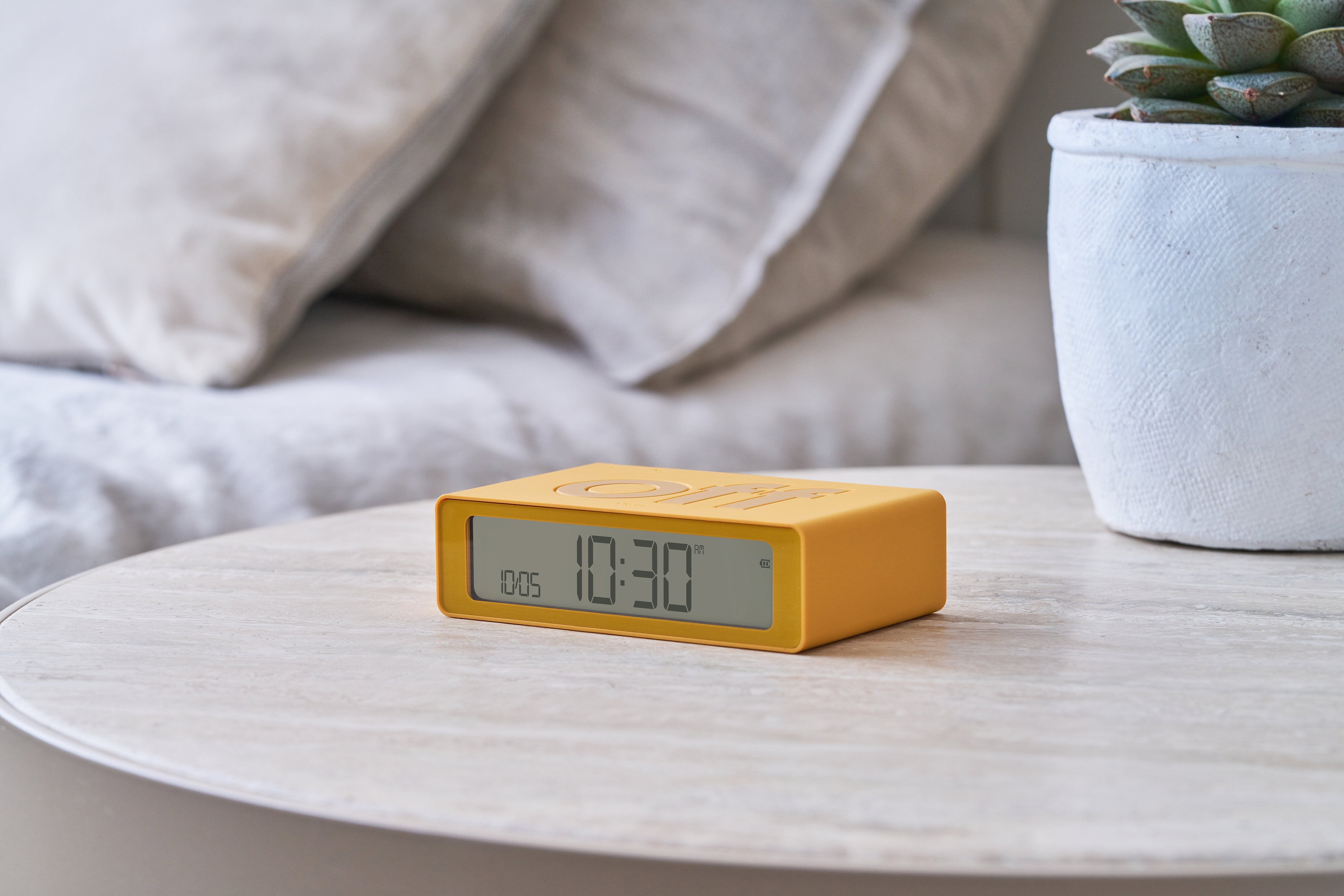 Lexon-Lexon Flip Mini Şarj Edilebilir Alarm Saat Sarı-Alarm Saatler-7-Milagron.com
