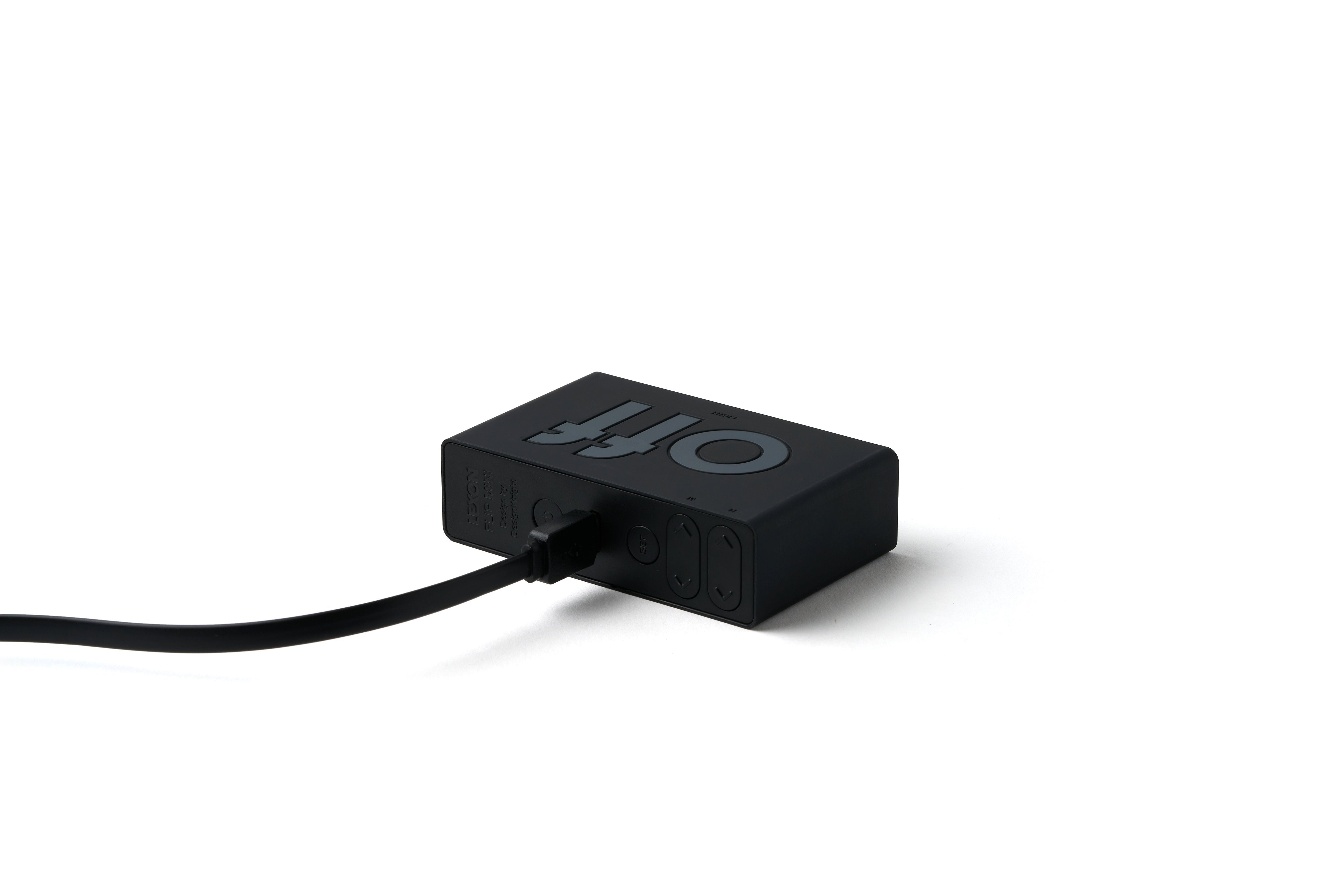 Lexon-Lexon Flip Mini Şarj Edilebilir Alarm Saat Siyah-Alarm Saatler-3-Milagron.com