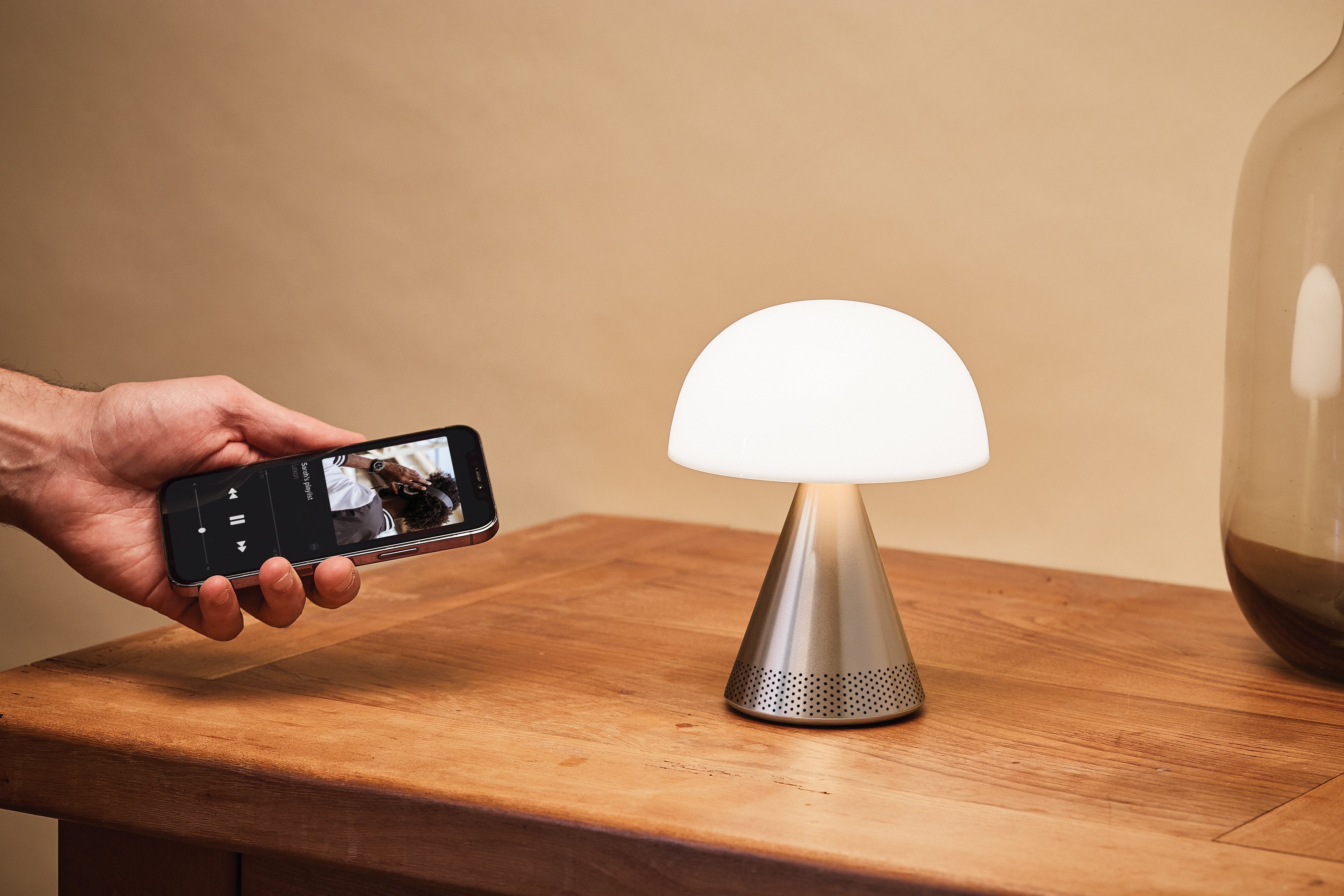 Lexon-Mina L Led Lamba Ve Bluetooth Hoparlör Alüminyum-Aydınlatmalar-6-Milagron.com