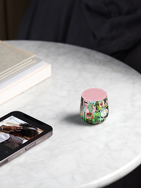 Lexon-Mino + Bluetooth Hoparlör X Jean Michel Basquiat İn İtalian-Taşınabilir Hoparlör-3-Milagron.com
