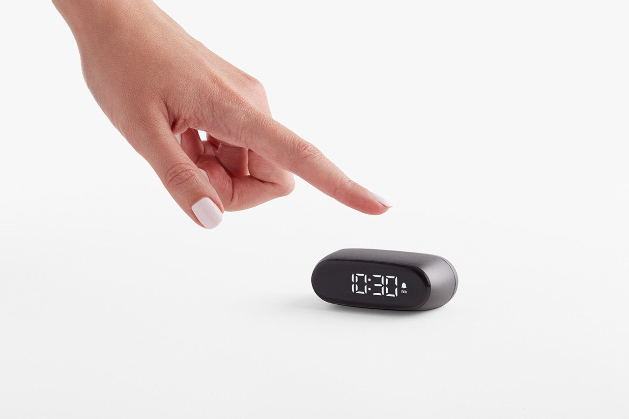 Lexon-Minut Alarm Saat Metalik Gri-Alarm Saatler-6-Milagron.com