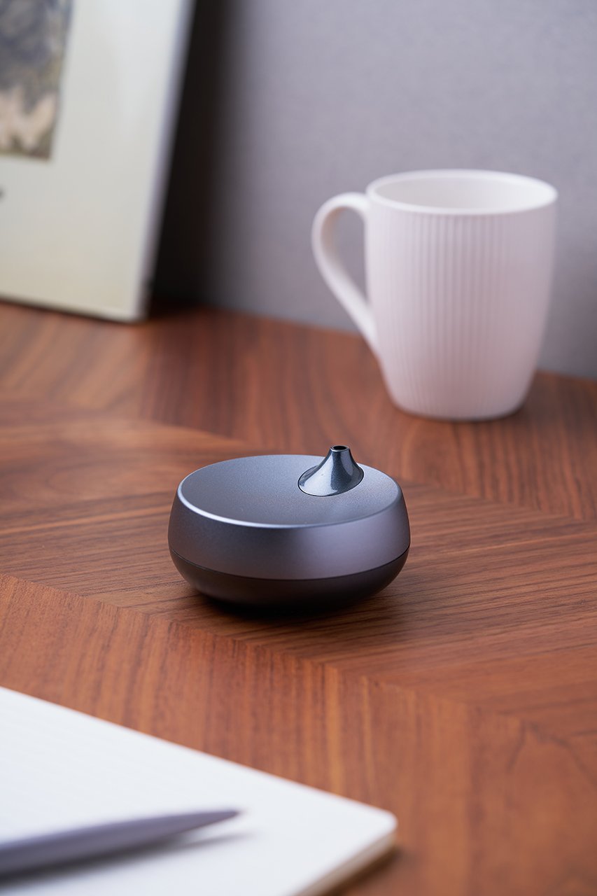 Lexon-Romino Taşınabilir Susuz Aroma Difüzörü Metalik Gri-Hava Difüzörü-6-Milagron.com