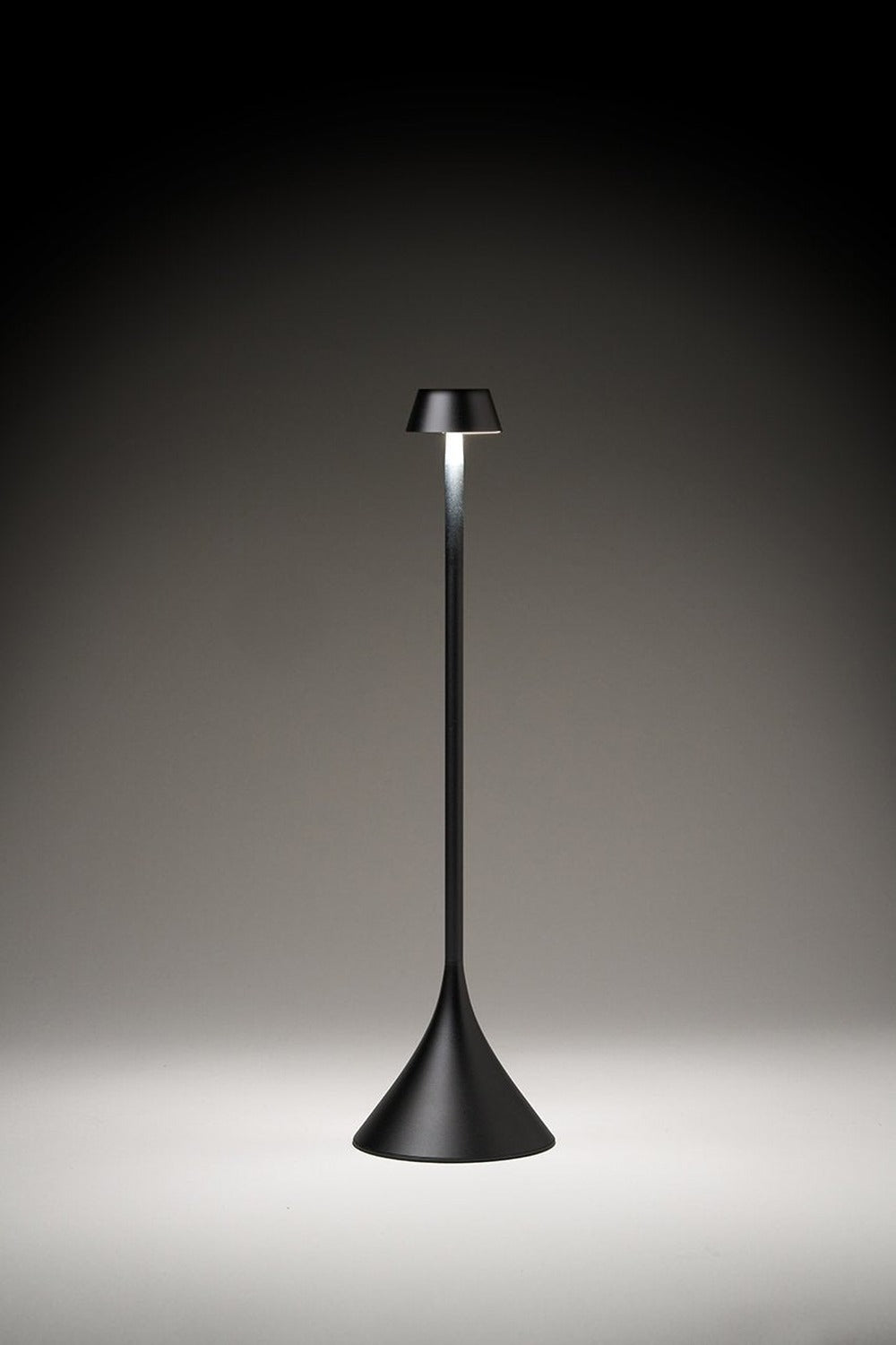 Lexon-Steli Shade Led Masa Lambası Metalik Gri-Masa Lambası-5-Milagron.com