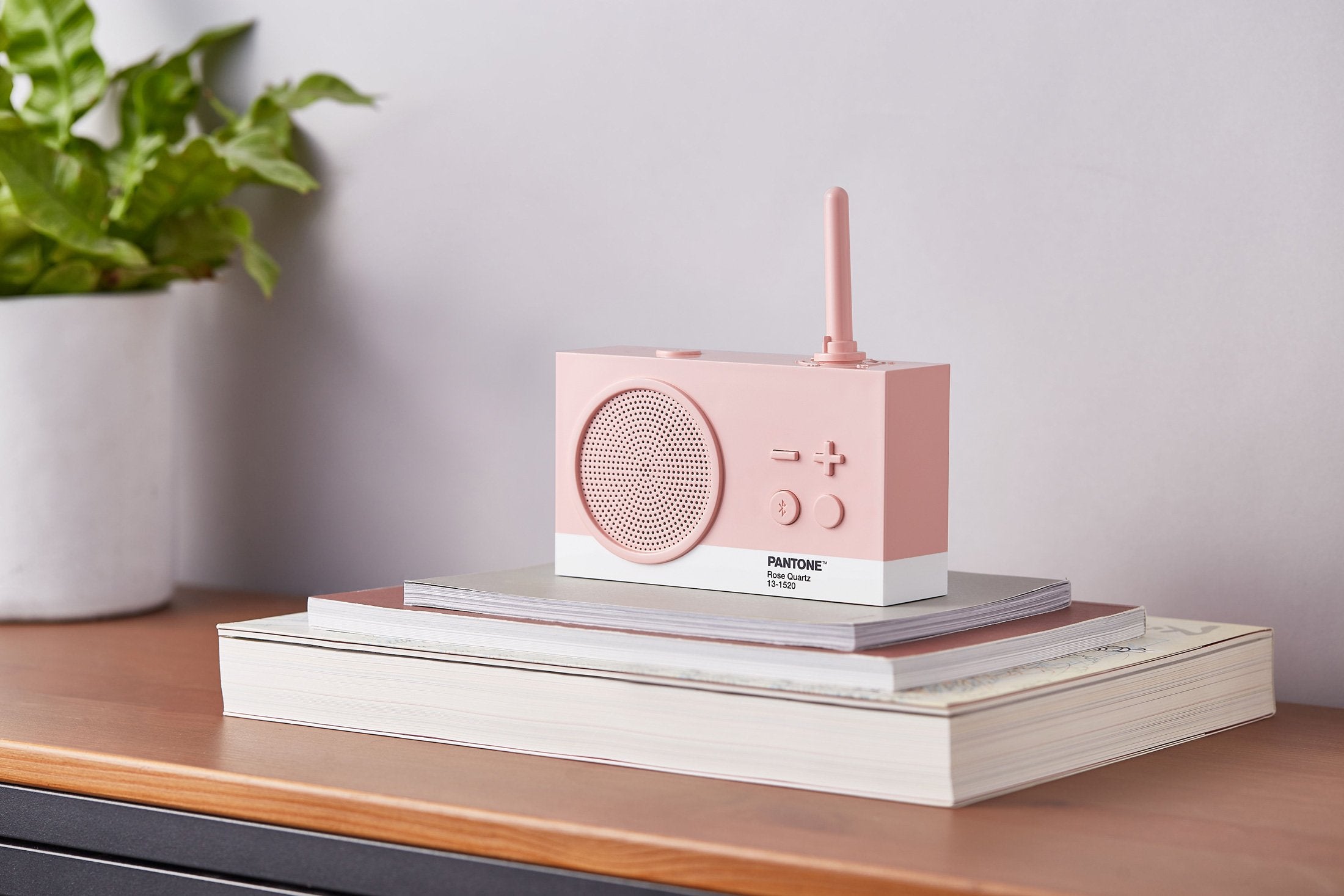 Lexon-X Pantone Tykho 3 Bluetooth Hoparlör Ve Radyo Açık Pembe-Taşınabilir Hoparlör-2-Milagron.com
