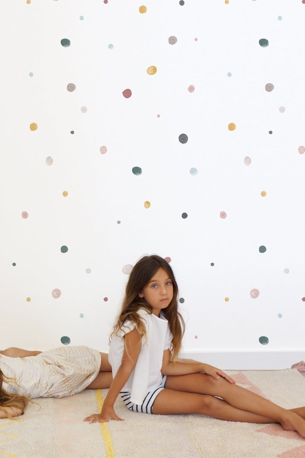 Lil'Gaea-Suluboya Polka Dot Duvar Kağıdı Gae107-Duvar Dekorları-3-Milagron.com