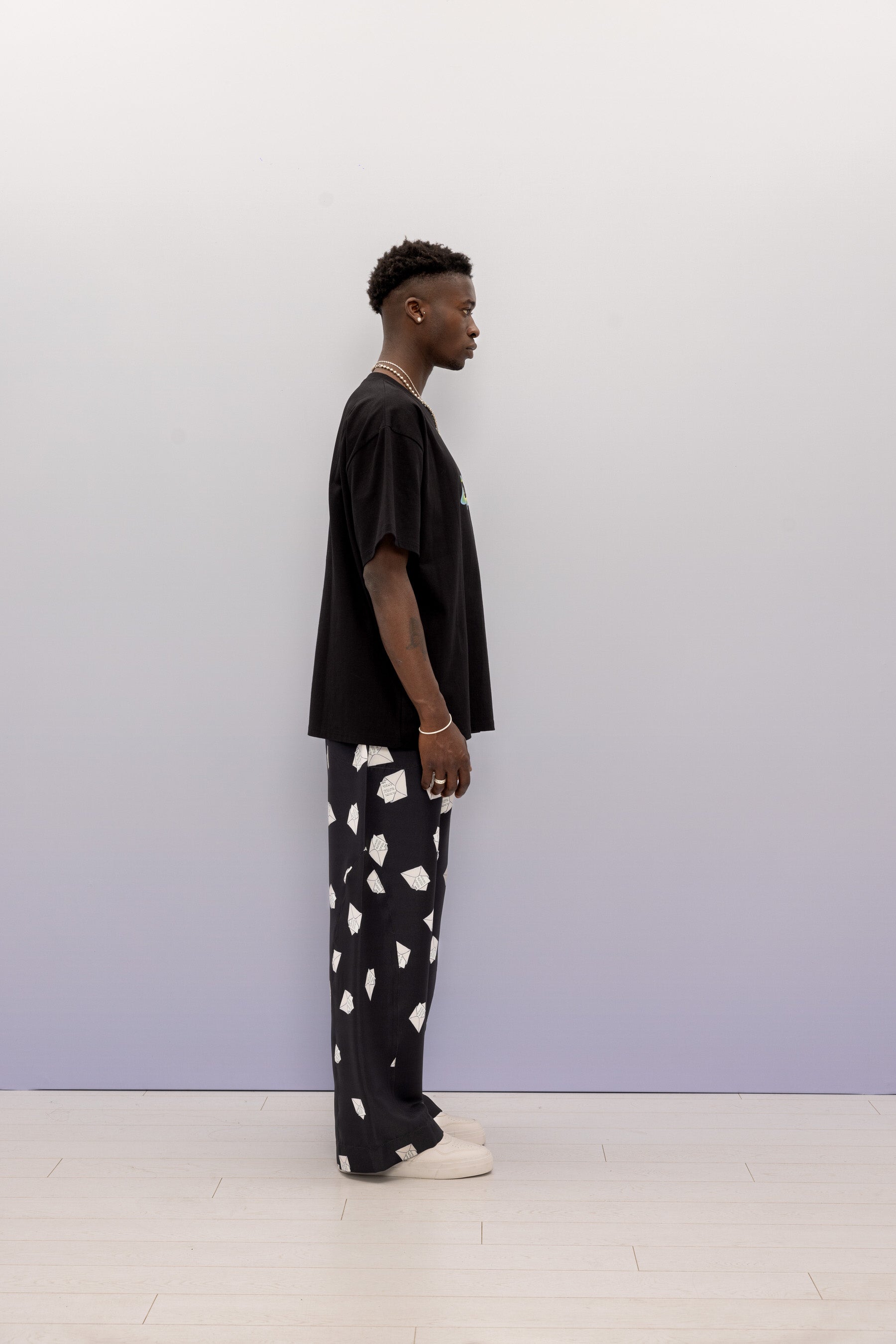 Lilseb-Aura Tee-T-Shirts-7-Milagron.com