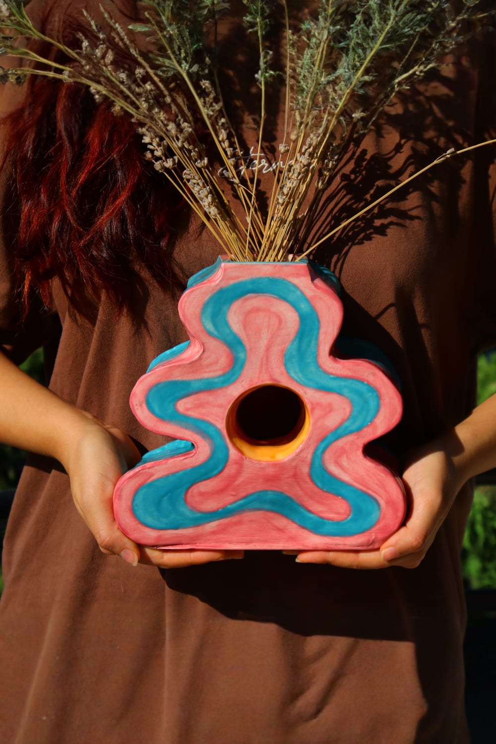 Lily & Loly Ceramics-Dekoratif Modern Pembe Mavi Eğlenceli Hediyelik El Yapımı Seramik Vazo 19cm Yükseklik-Vazo-8-Milagron.com