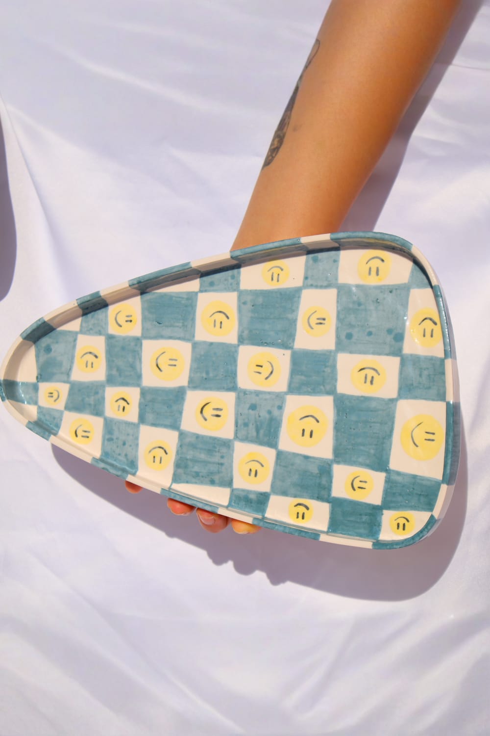 Lily & Loly Ceramics-El Yapımı Seramik Gülen Suratlı, Çizgili, Kareli Modern El Yapımı 3'lü Set Eğlenceli Tabaklar-Tabak & Kase-6-Milagron.com