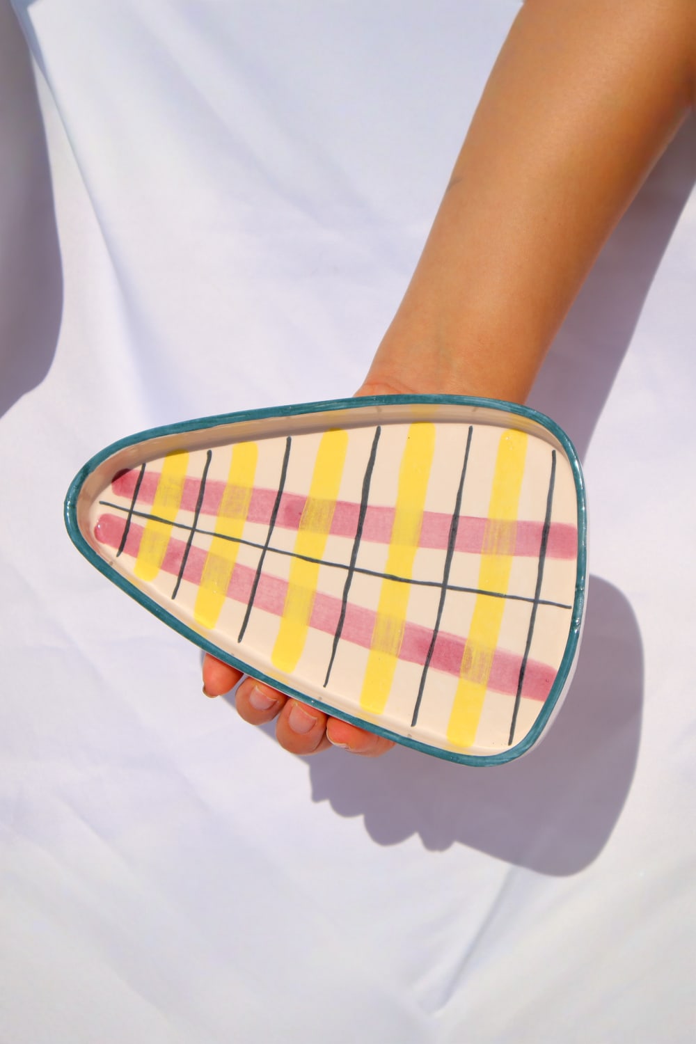 Lily & Loly Ceramics-El Yapımı Seramik Gülen Suratlı, Çizgili, Kareli Modern El Yapımı 3'lü Set Eğlenceli Tabaklar-Tabak & Kase-8-Milagron.com