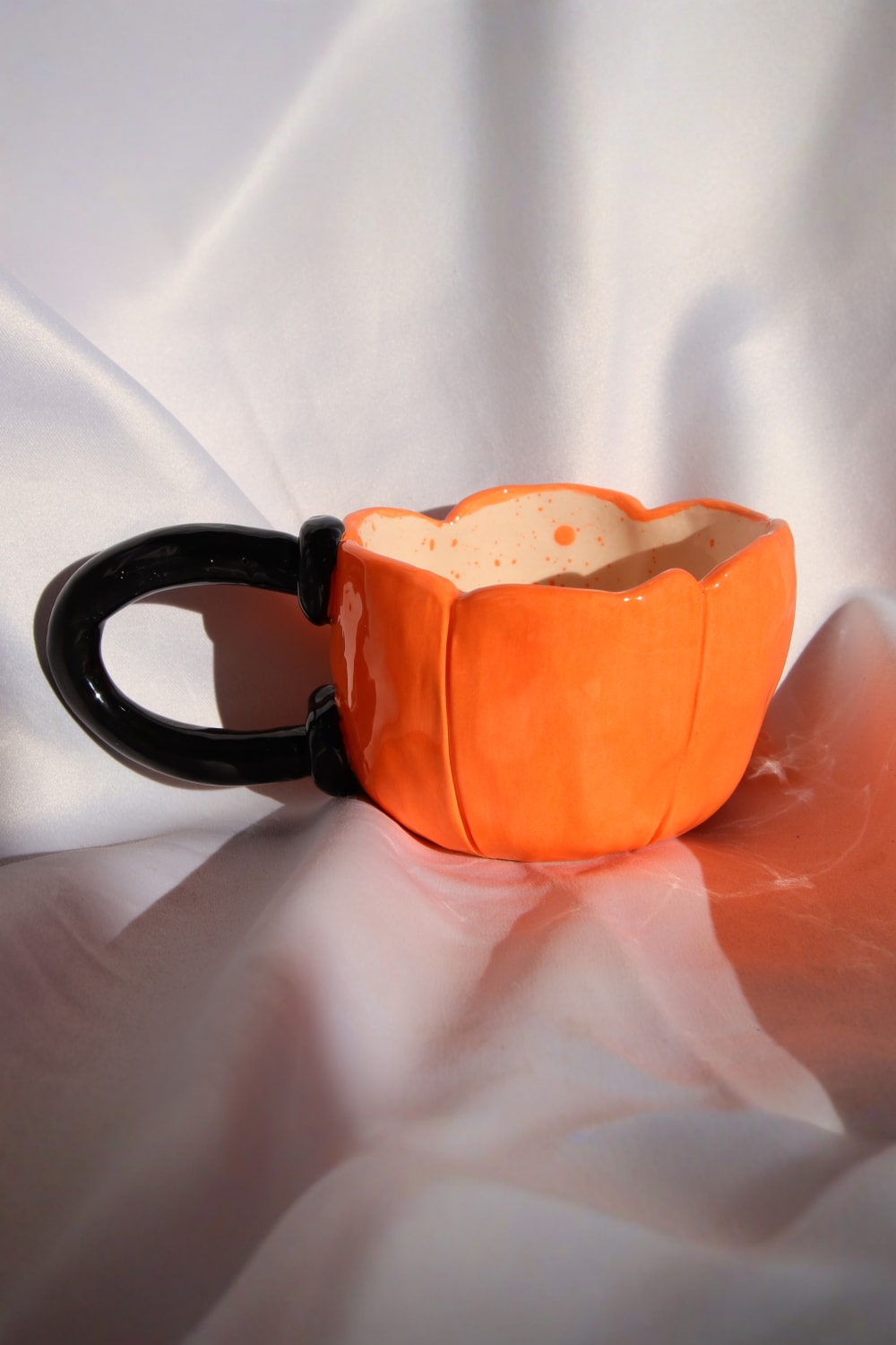 Lily & Loly Ceramics-Halloween Serisi “ Pumpkin“ Kupa- Turuncu Balkabaklı Kupa- El Yapımı Seramik Mug 200 Ml-Bardak-4-Milagron.com