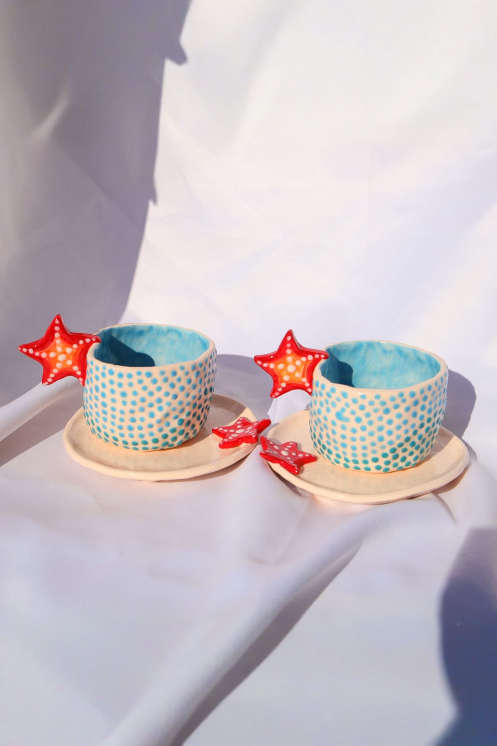 Lily & Loly Ceramics-Kırmızı Deniz Yıldızı Kulplu Mavi Puantiyeli El Yapımı Seramik Türk Kahvesi Fincan Seti - 2'li-Bardak-2-Milagron.com
