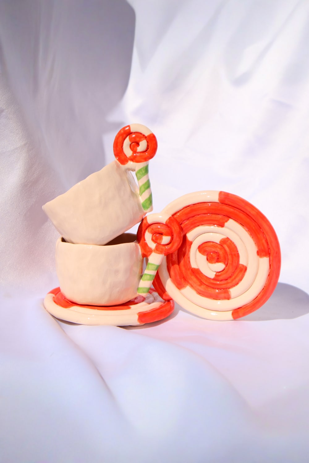 Lily & Loly Ceramics-Lolipop Şeker Kulplu 2'li El Yapımı Seramik Türk Kahvesi Fincan Seti - Lolipop Tabaklı Özel Tasarım-Bardak-1-Milagron.com