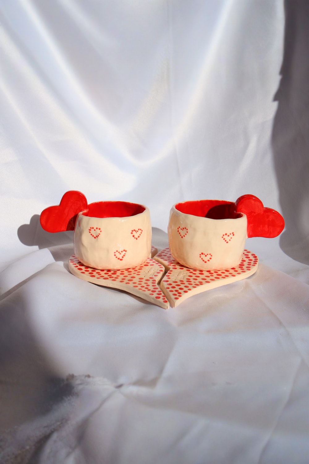 Lily & Loly Ceramics-Sevgililer Günü Serisi 2'li Kırmızı Kalp Kulplu El Yapımı Seramik Türk Kahvesi Fincan Seti-Bardak-4-Milagron.com