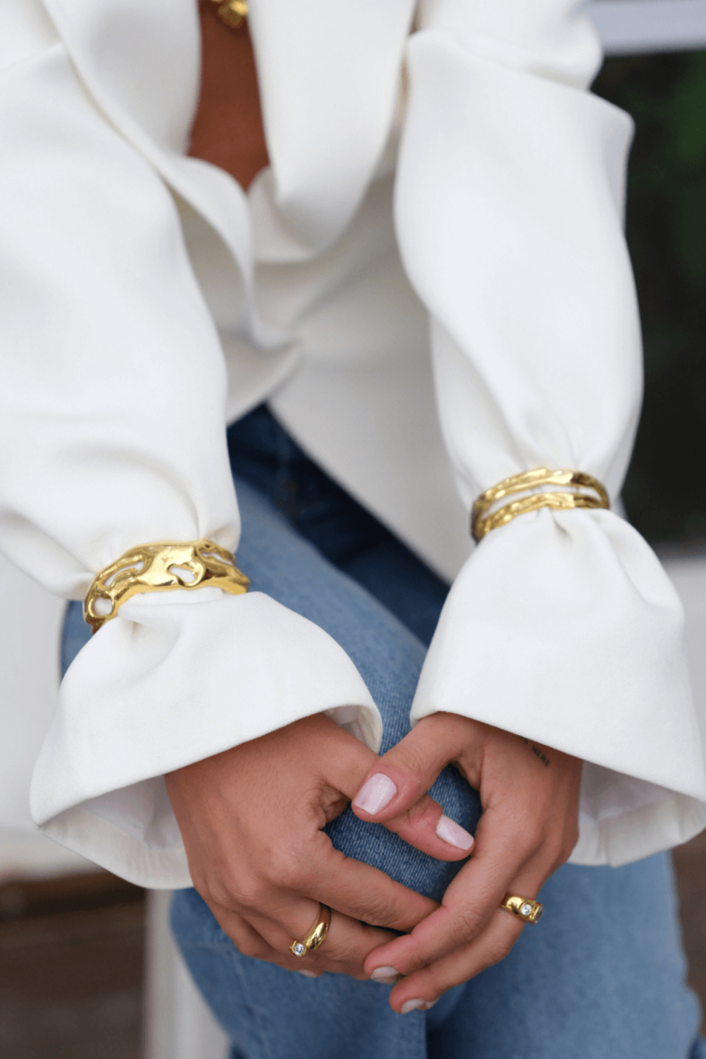 Linya Jewellery-Aruna Kalın Kelepçe Bileklik Gold-Bileklik-4-Milagron.com