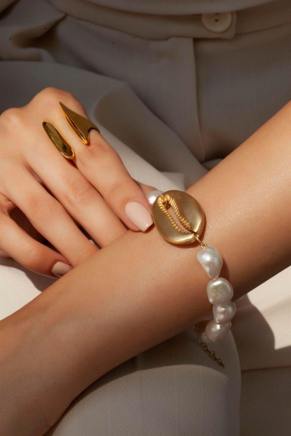 Linya Jewellery-Berla Midye İnci Bileklik-Bileklik-4-Milagron.com