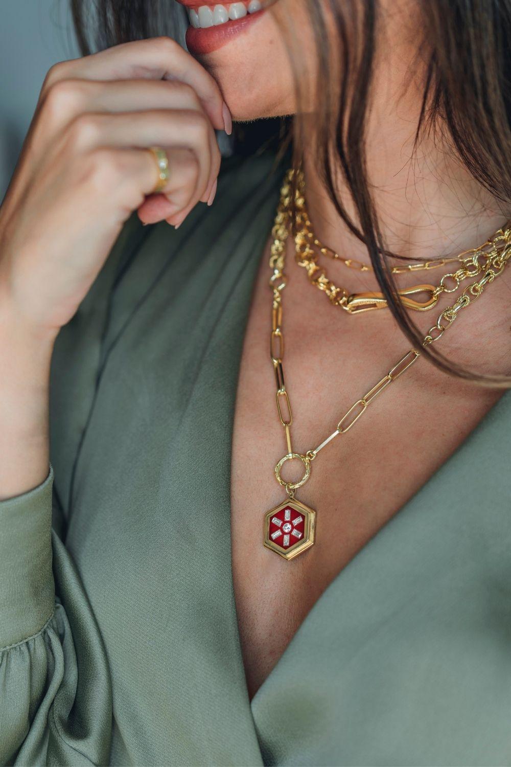 Linya Jewellery-Bordo Mineli Baget Madalyon Kolye-Kolye-1-Milagron.com