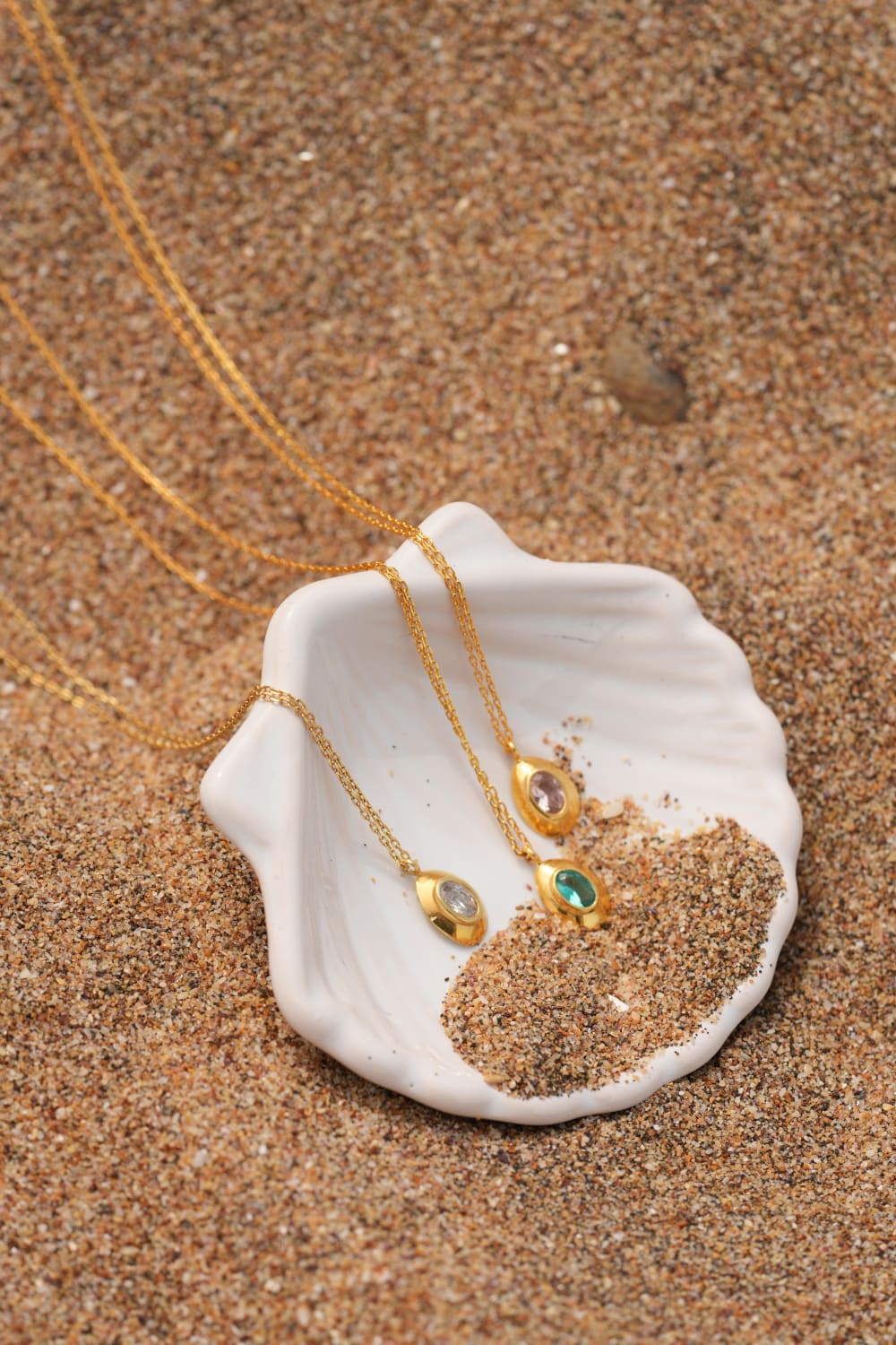 Linya Jewellery-Ella Beyaz Taşlı Oval Kolye-Kolye-2-Milagron.com