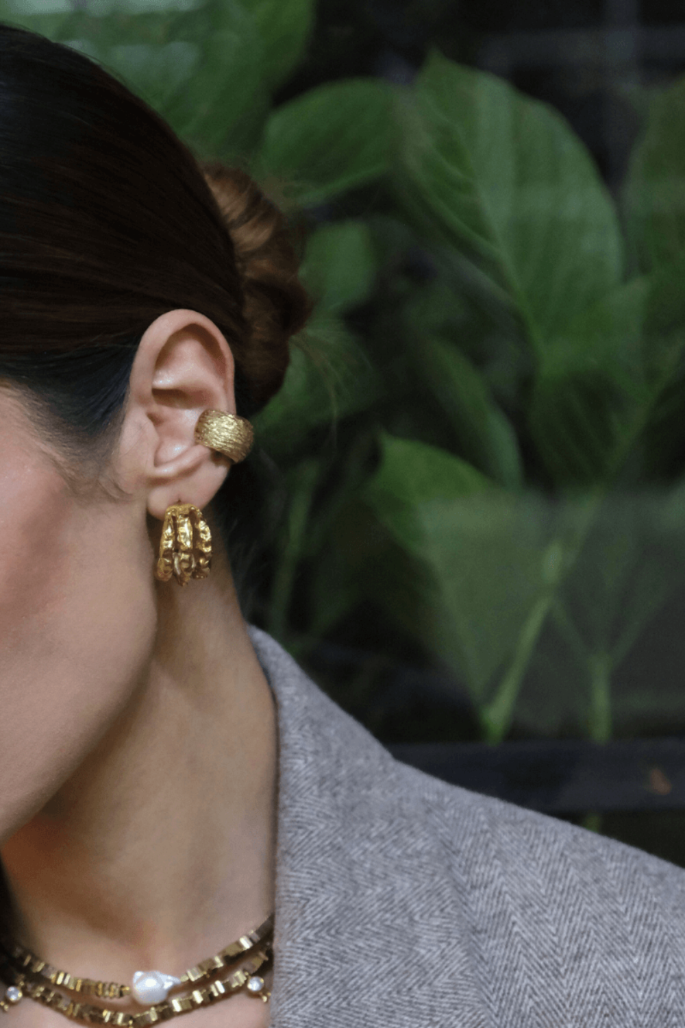Linya Jewellery-Fery Çizgili Kıkırdak Küpe Gold-Küpe-2-Milagron.com