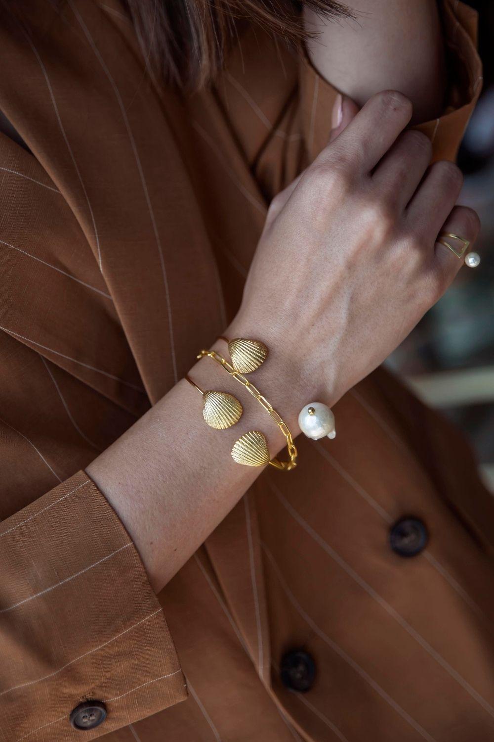 Linya Jewellery-İkili Deniz Kabuğu Kelepçe-Bileklik-4-Milagron.com