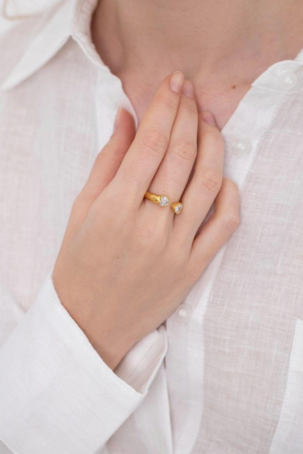 Linya Jewellery-Kalpli Taşlı Yüzük-Yüzük-2-Milagron.com