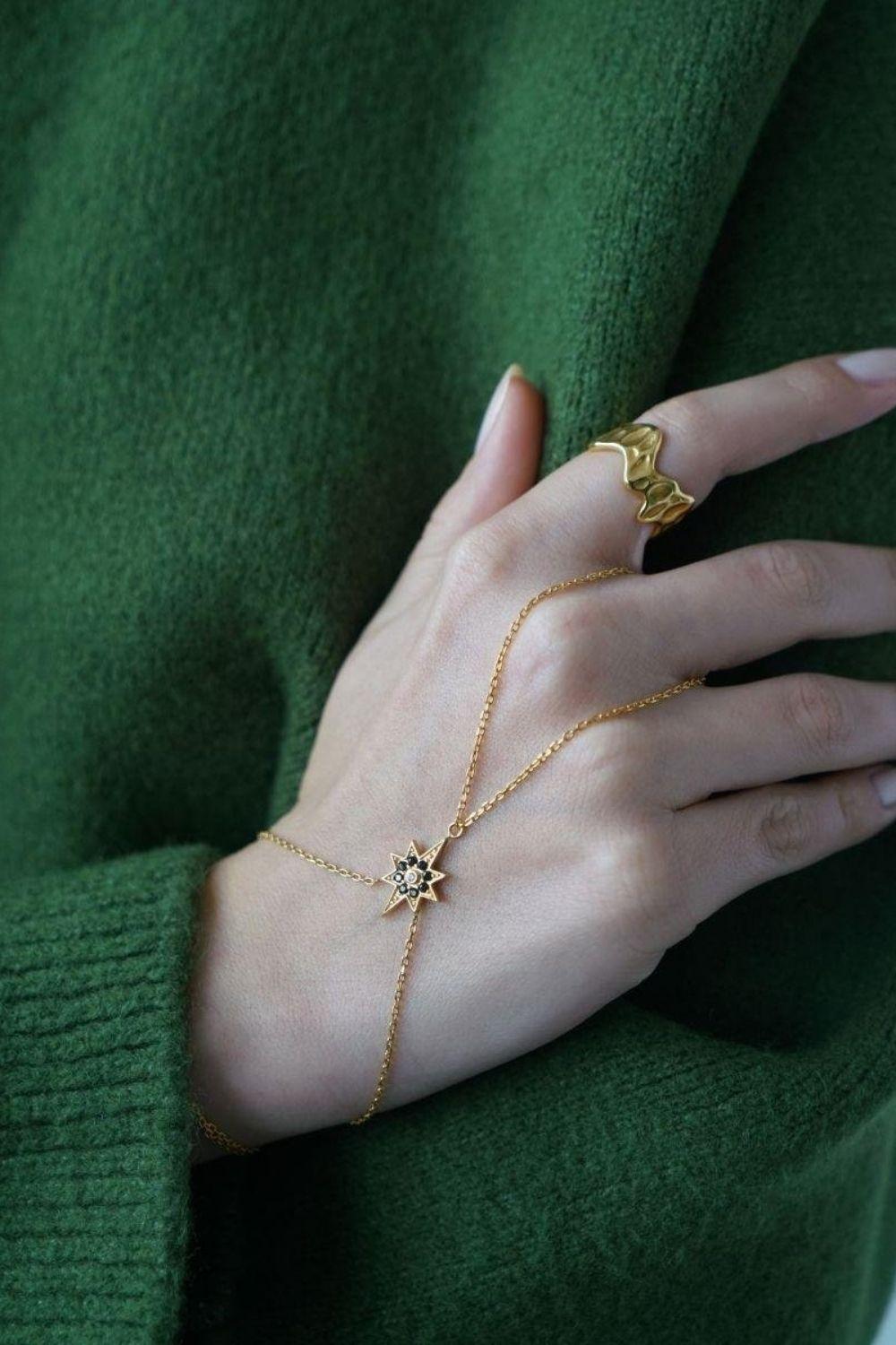 Linya Jewellery-Kutup Yıldızı Şahmeran Gold-Bileklik-2-Milagron.com