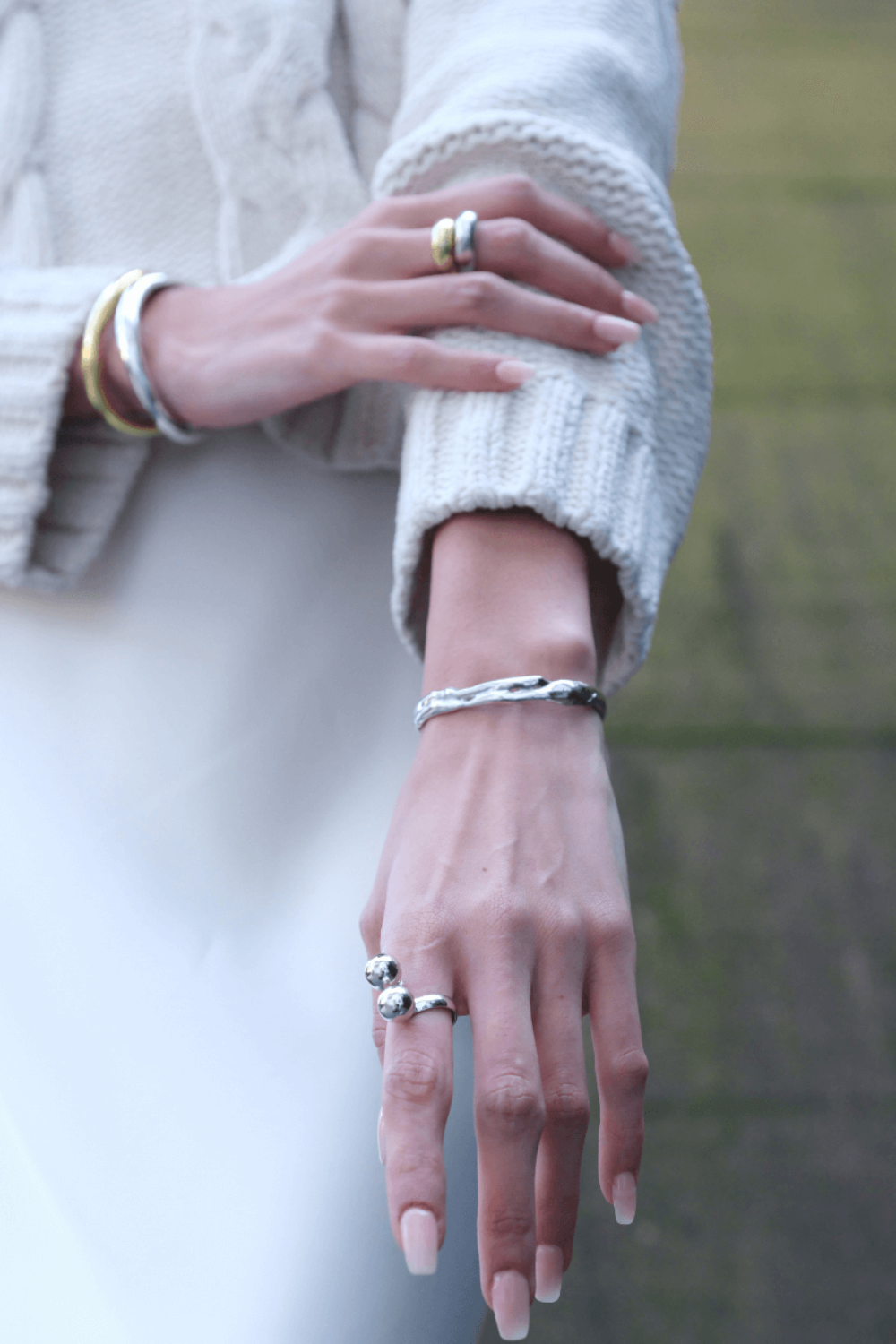 Linya Jewellery-Medusa İnce Kelepçe Bileklik Gümüş-Bileklik-3-Milagron.com