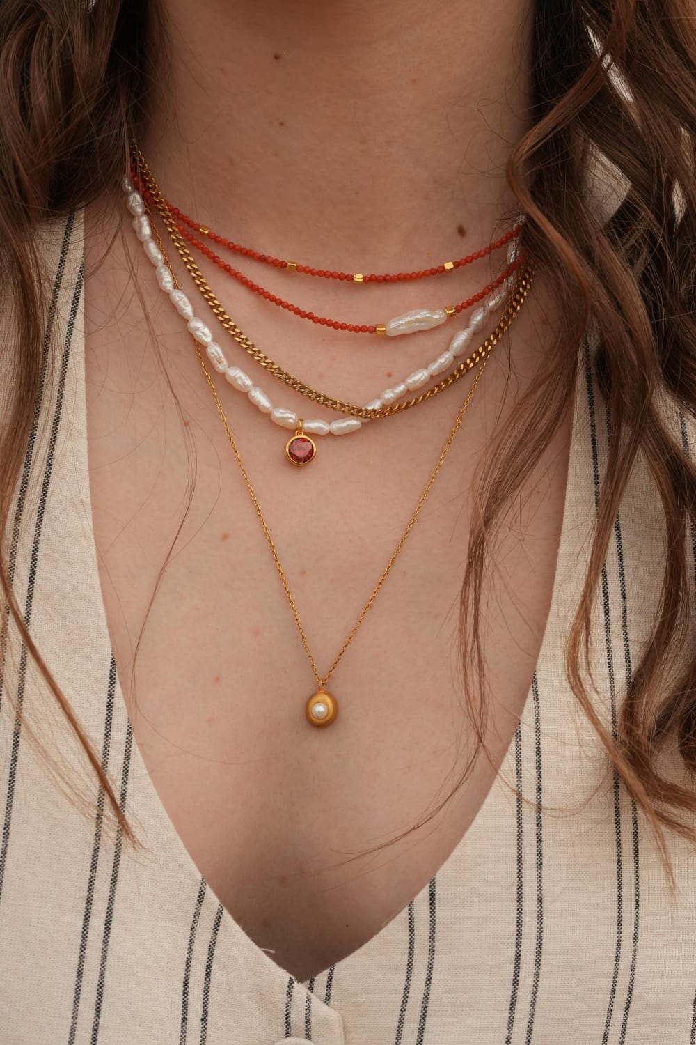 Linya Jewellery-Mira Kırmızı Mercanlı Küçük Toplu Kolye-Kolye-3-Milagron.com