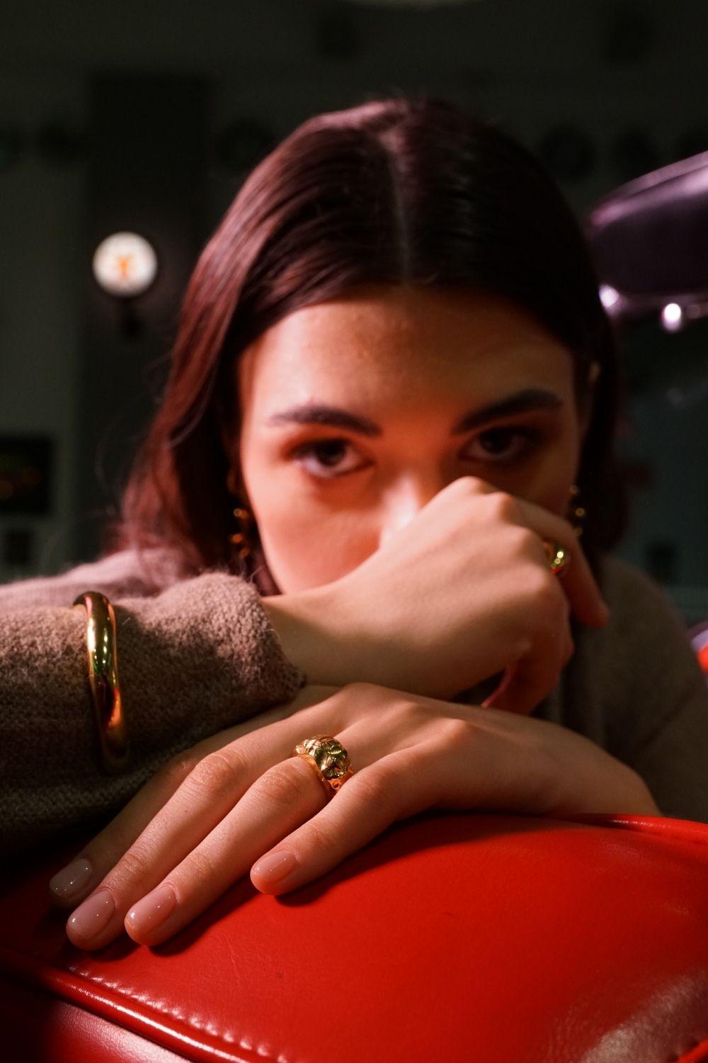 Linya Jewellery-Pary Amorf Parlak Gold Oval Yüzük-Yüzük-2-Milagron.com