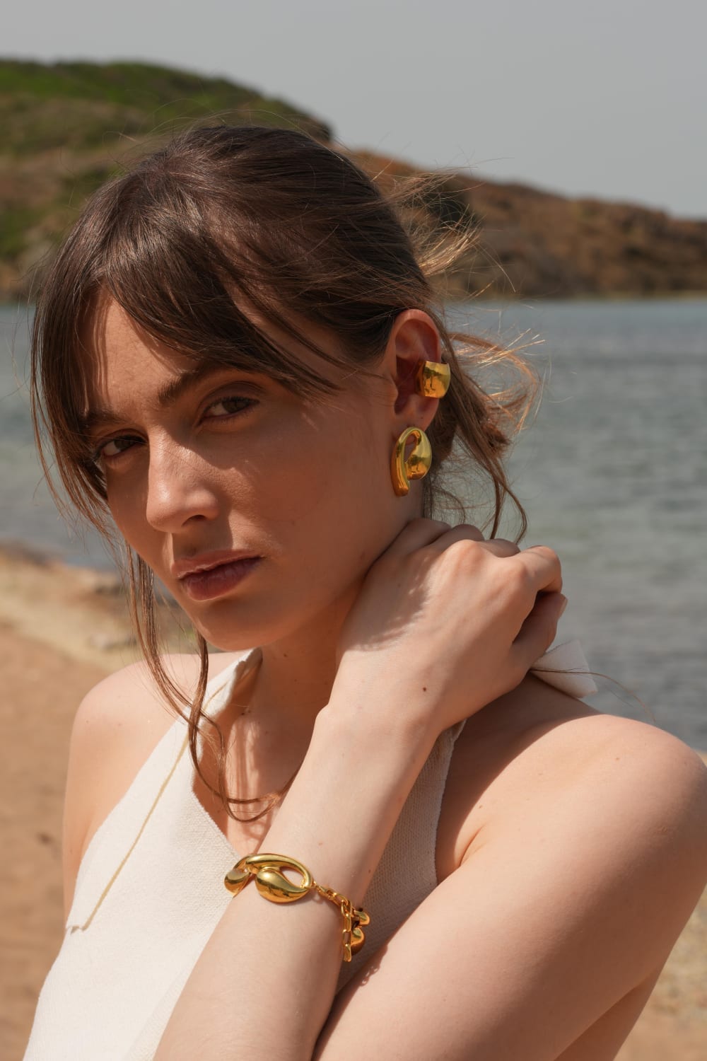 Linya Jewellery-Tina Büyük Midye Küpe-Küpe-3-Milagron.com