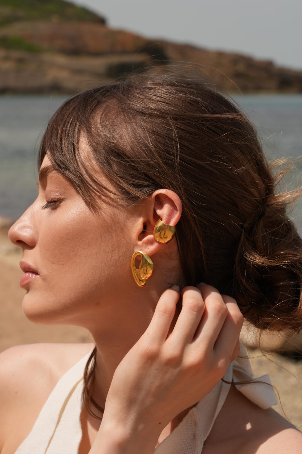 Linya Jewellery-Tina Büyük Midye Küpe-Küpe-4-Milagron.com