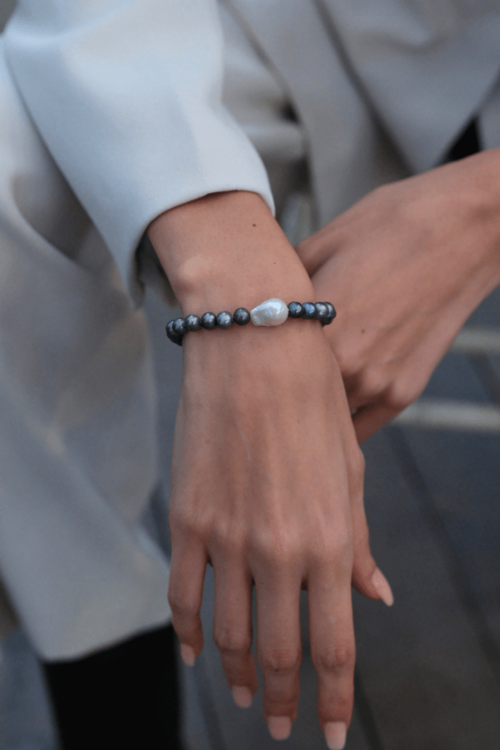 Linya Jewellery-Vola Siyah İnci Bileklik-Bileklik-2-Milagron.com