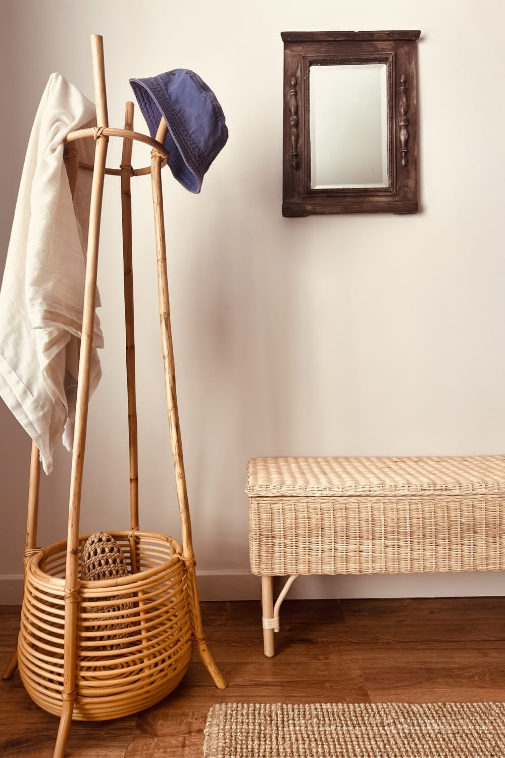 Lo-Fi House-Chunk Sepetli Rattan Askılık-Askılık-1-Milagron.com