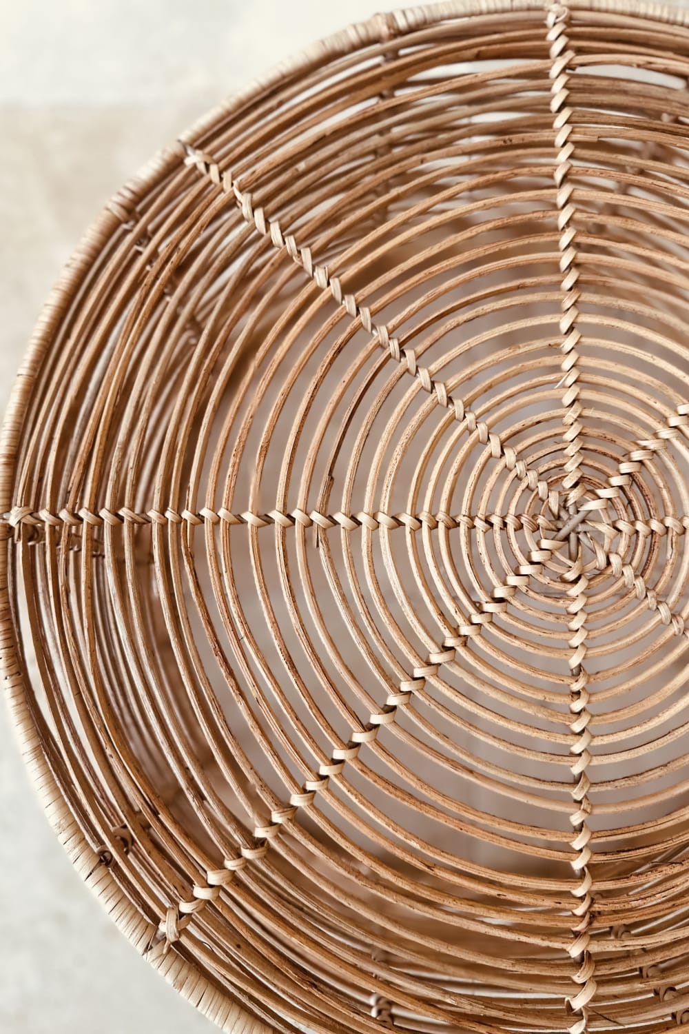 Lo-Fi House-Folk Küçük Yuvarlak Rattan Sehpa-Sehpa-1-Milagron.com