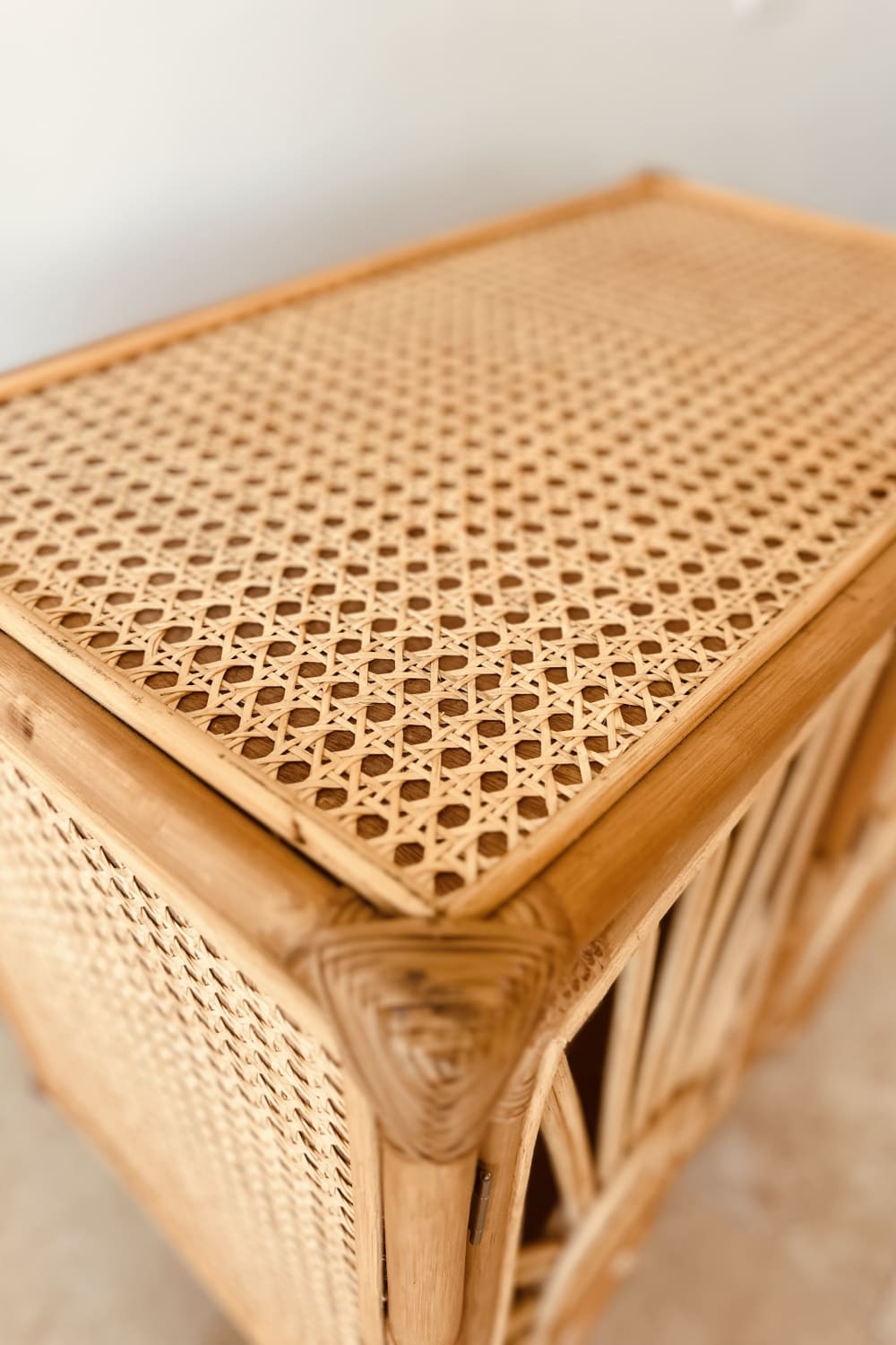 Lo-Fi House-Hug Mini Rattan Konsol-Dresuar & Konsol-2-Milagron.com