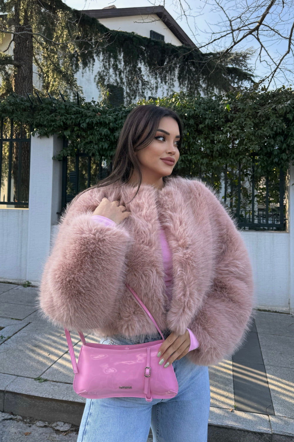 Loventa-Kemer Detaylı Omuz Çantası Rugan Pembe Eleanor-Omuz Çantası-3-Milagron.com