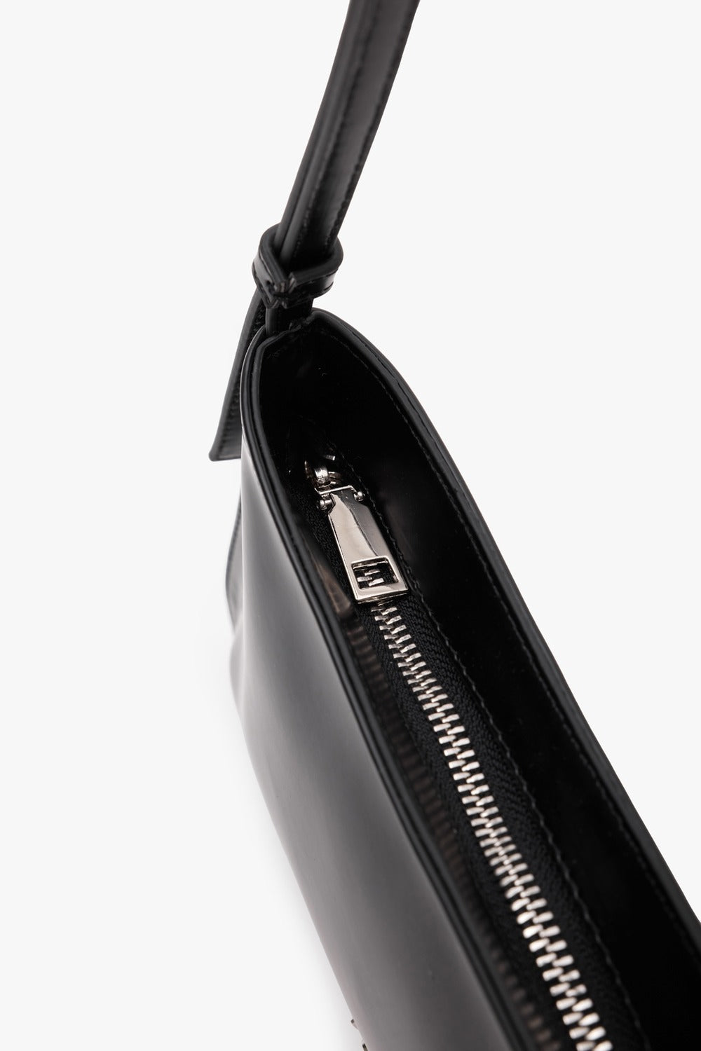 Loventa-Kemer Detaylı Omuz Çantası Siyah Eleanor-Omuz Çantası-7-Milagron.com