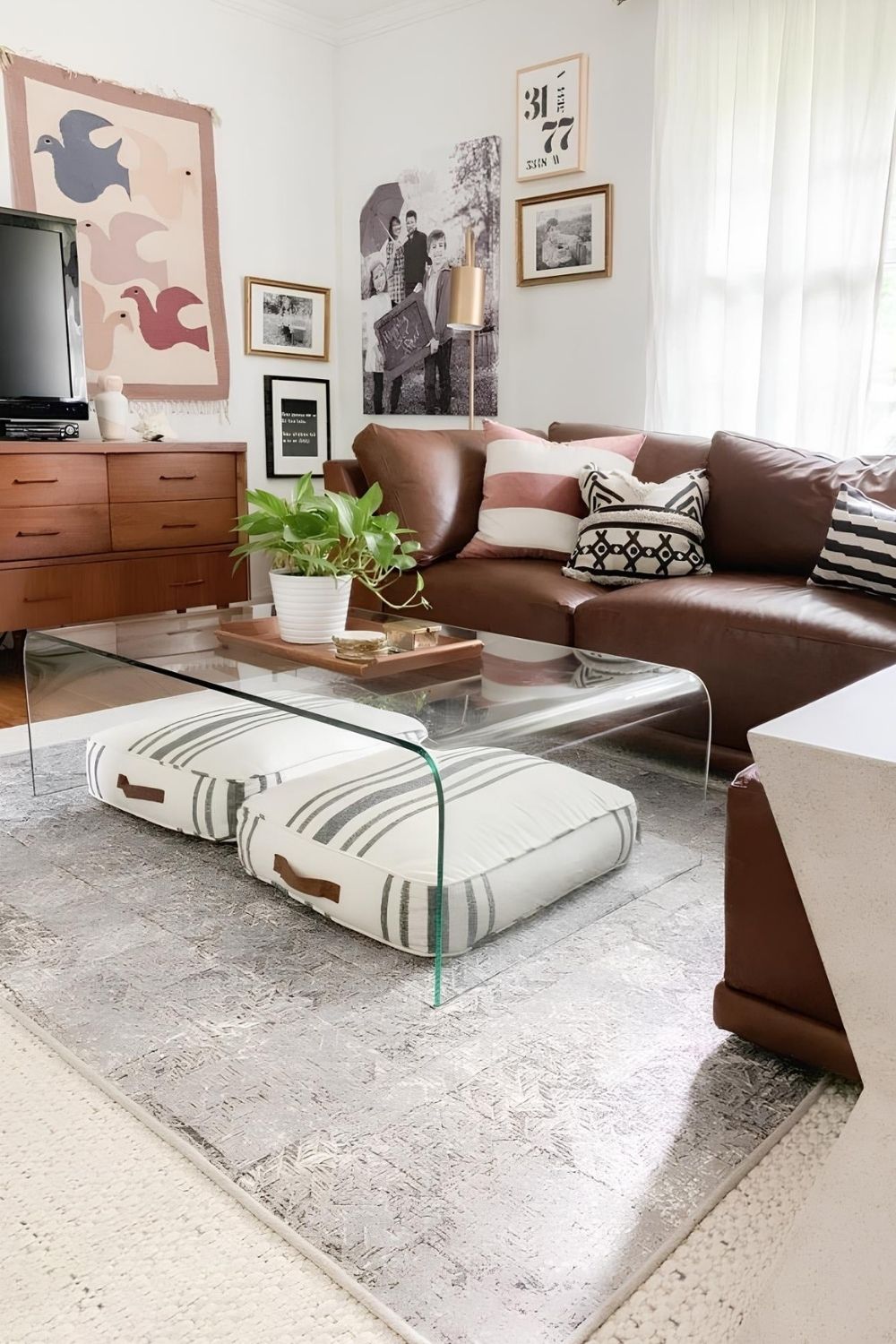 Lujolab.-Centro Modern Akrilik Masa-Masa-1-Milagron.com