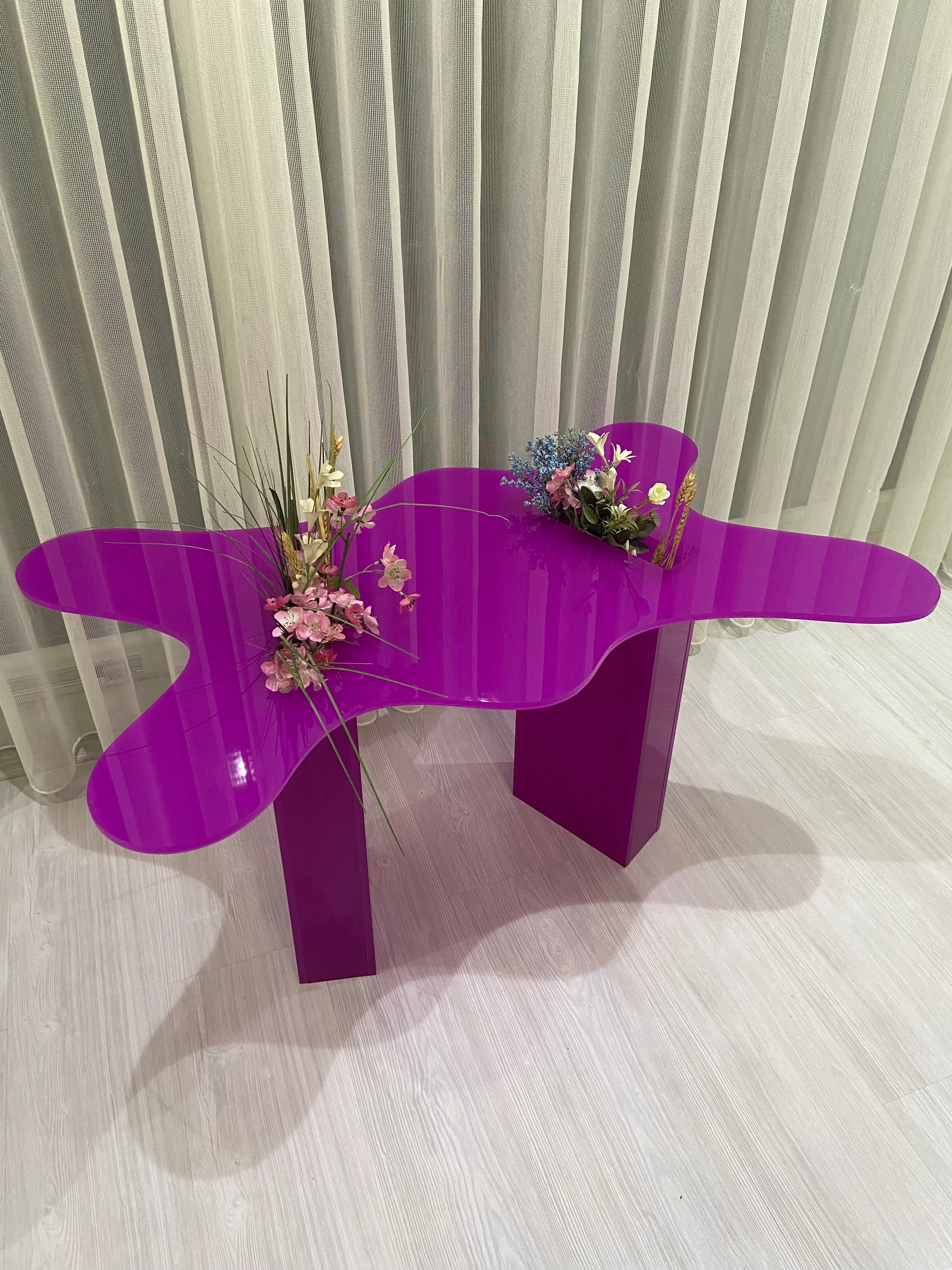 Lujolab.-Çiçeklik Detaylı Sofistike Pleksi Orta Sehpa-Sehpa-6-Milagron.com