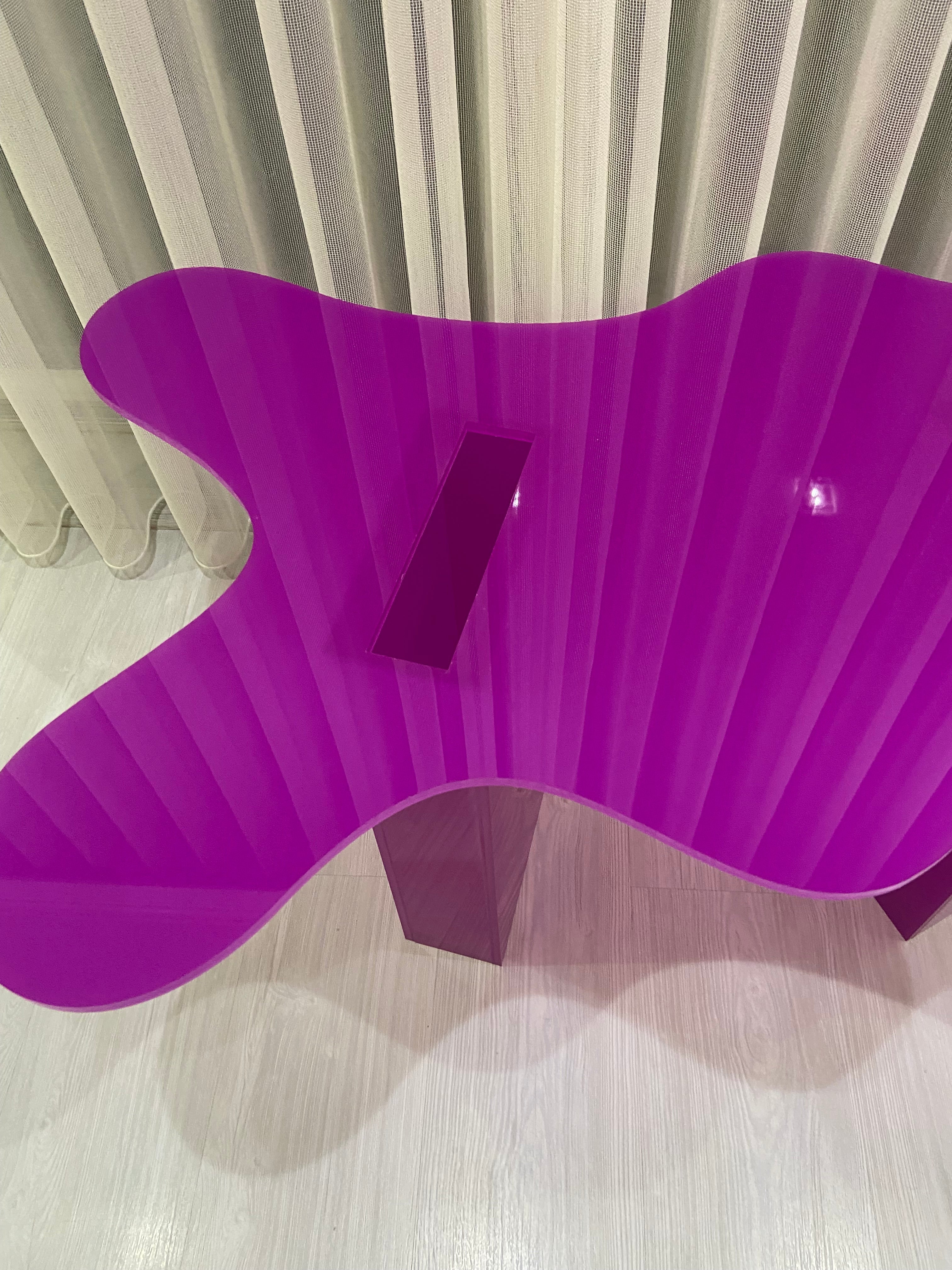 Lujolab.-Çiçeklik Detaylı Sofistike Pleksi Orta Sehpa-Sehpa-8-Milagron.com